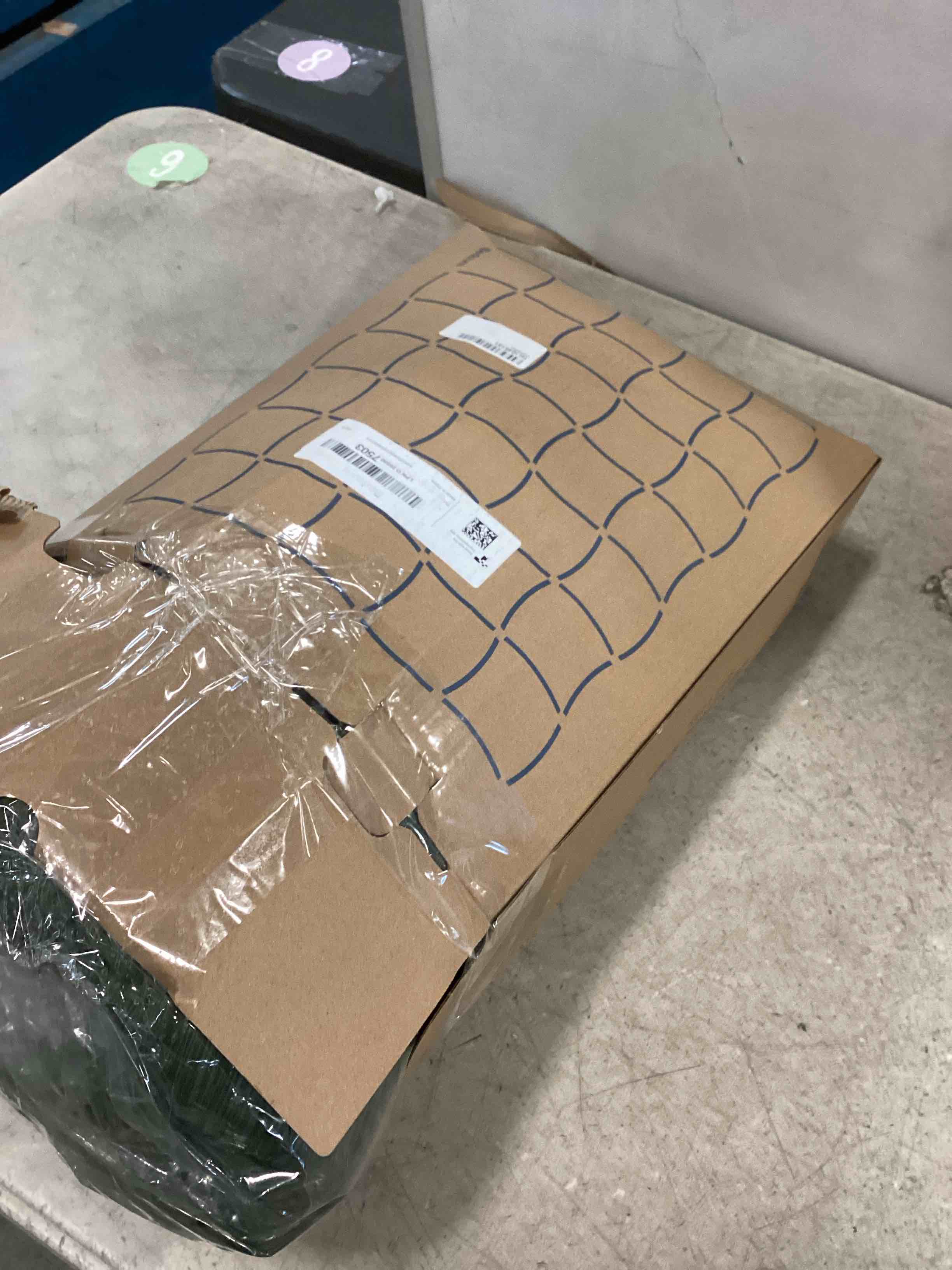 https://s3.amazonaws.com/lotting-images-prod/bidfta/GRA1554344_1736010807821.jpeg