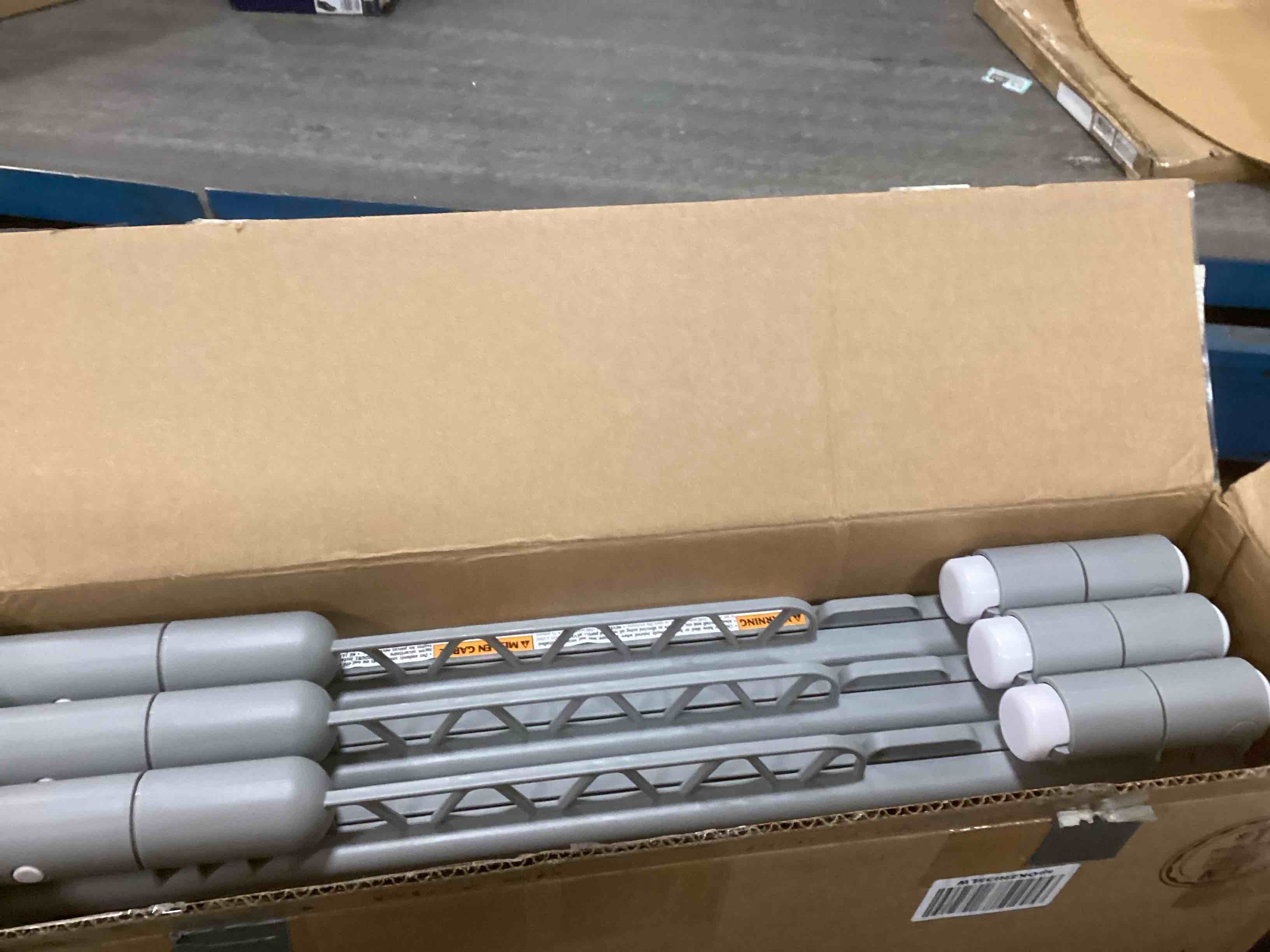 https://s3.amazonaws.com/lotting-images-prod/bidfta/GRA1554688_1737722207513.jpeg