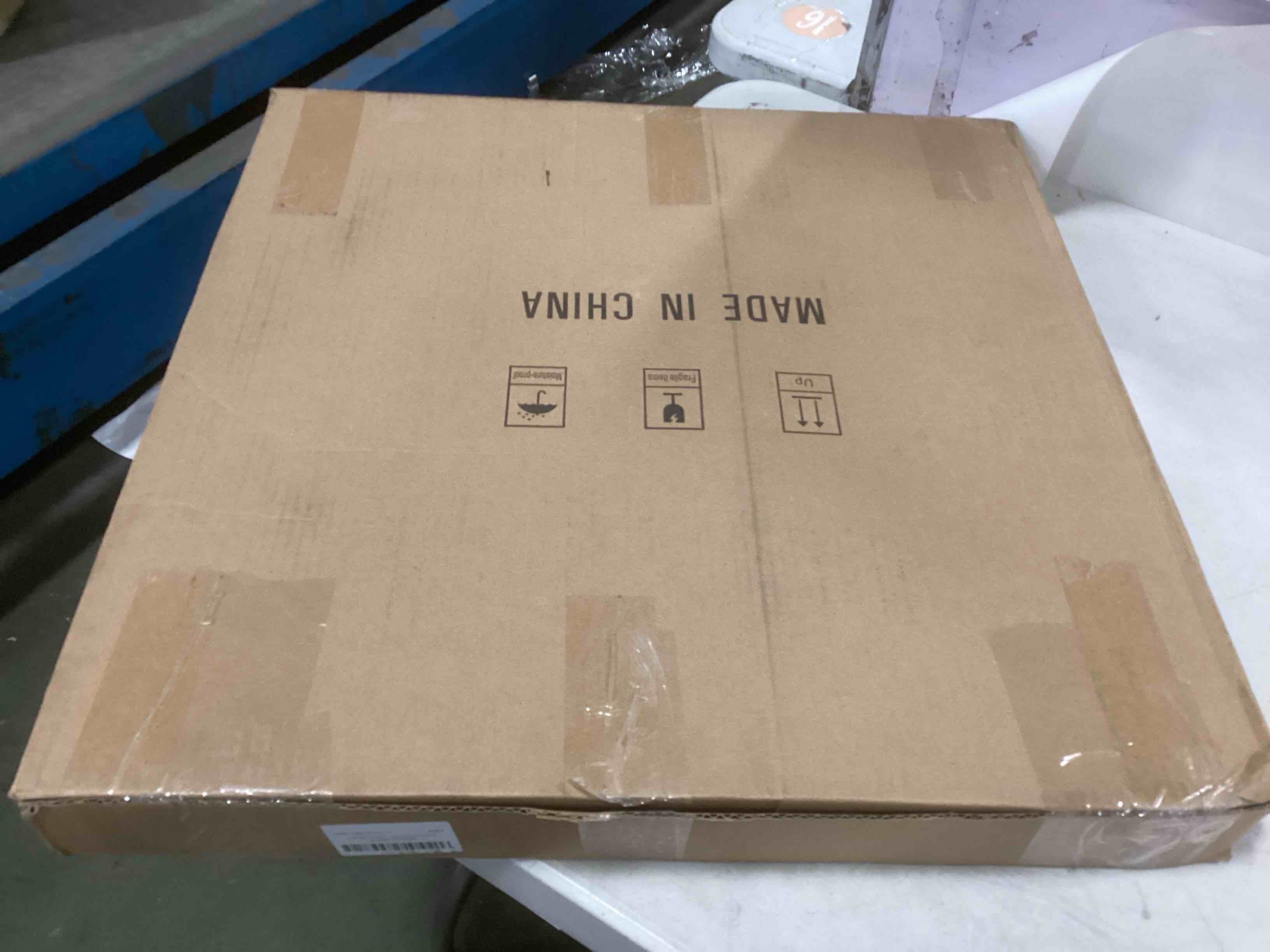 https://s3.amazonaws.com/lotting-images-prod/bidfta/GRA1554714_1737725293620.jpeg