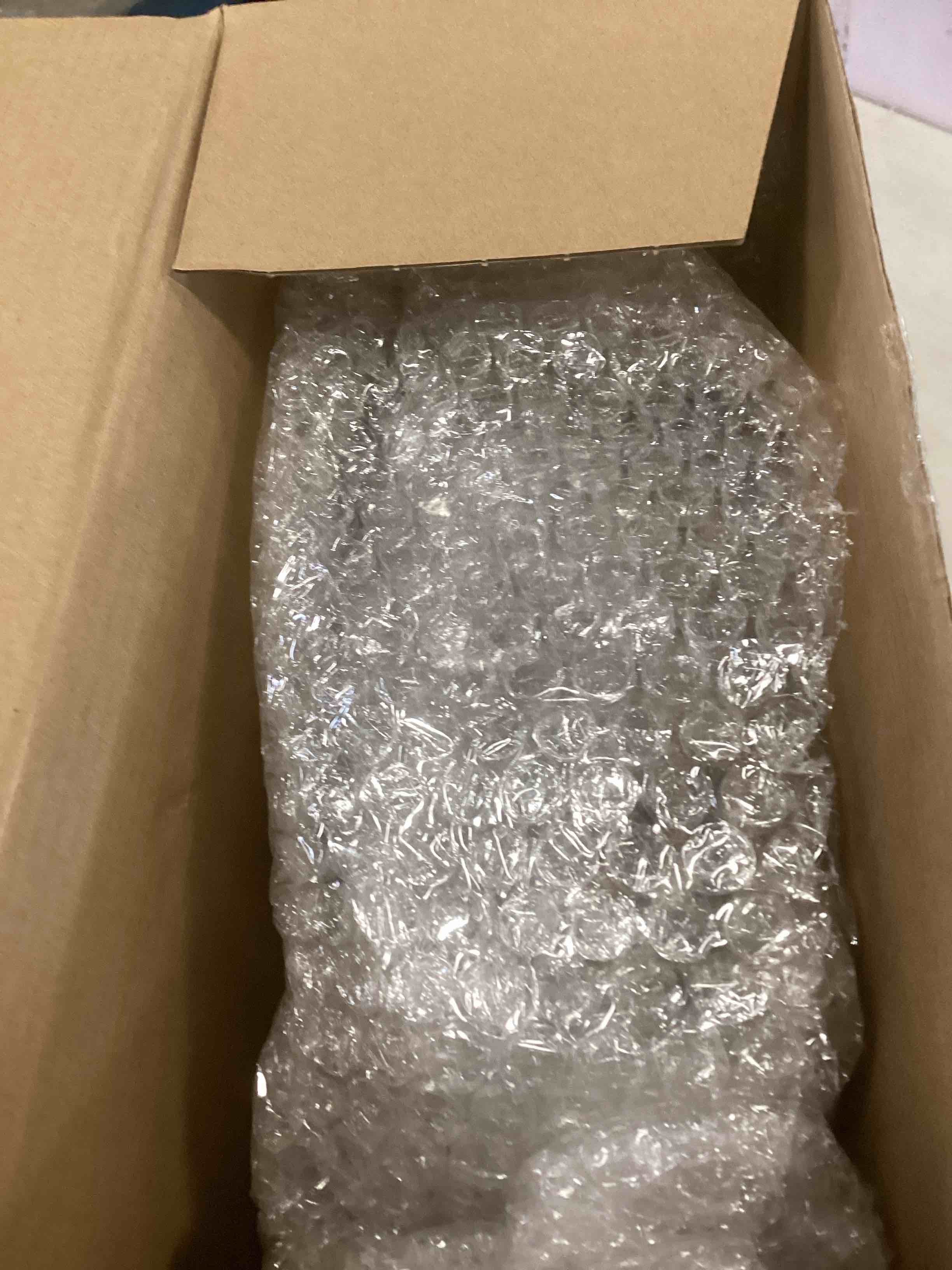https://s3.amazonaws.com/lotting-images-prod/bidfta/GRA1554852_1737734790272.jpeg