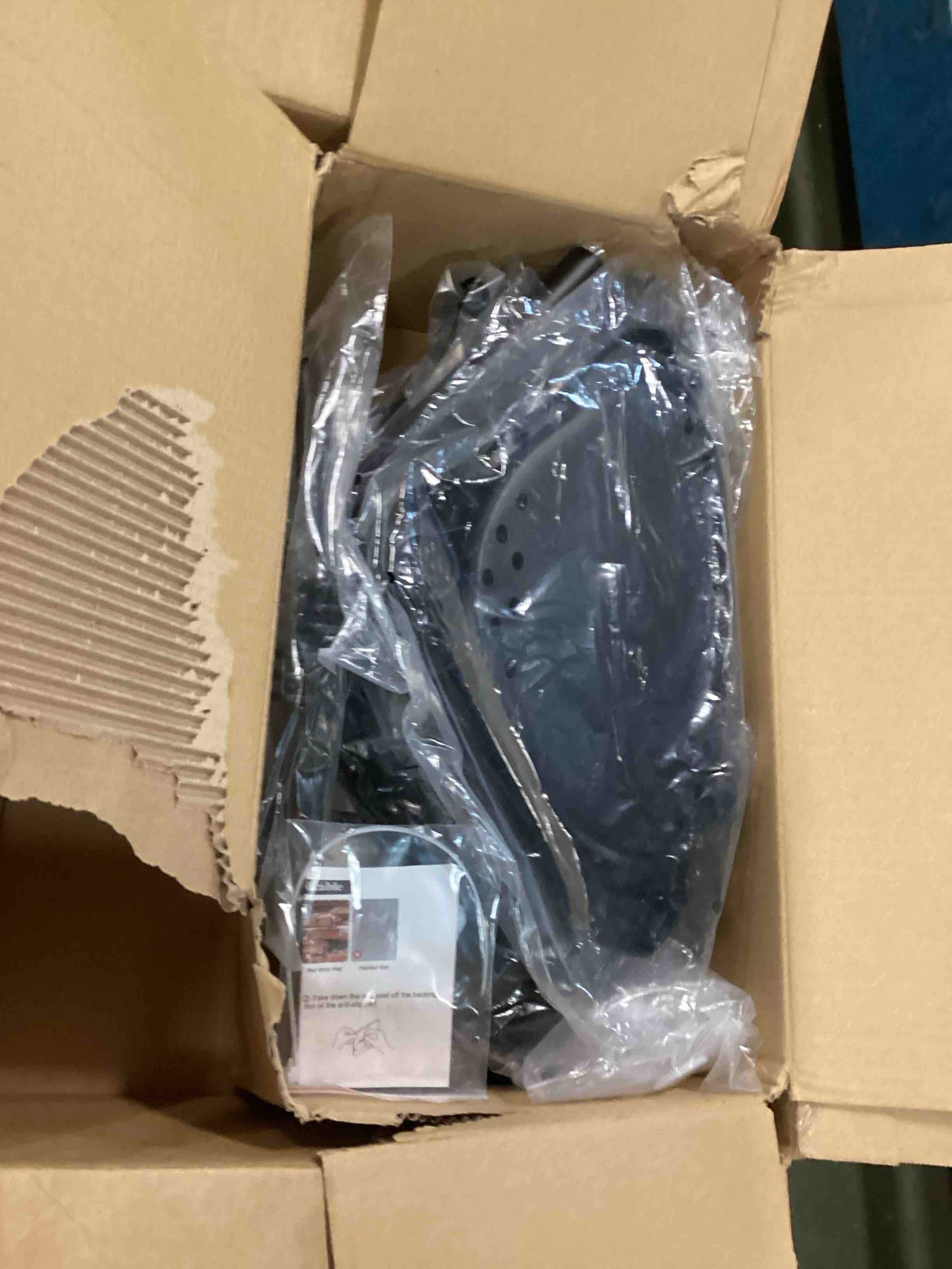 https://s3.amazonaws.com/lotting-images-prod/bidfta/GRA1555481_1742213269619.jpeg