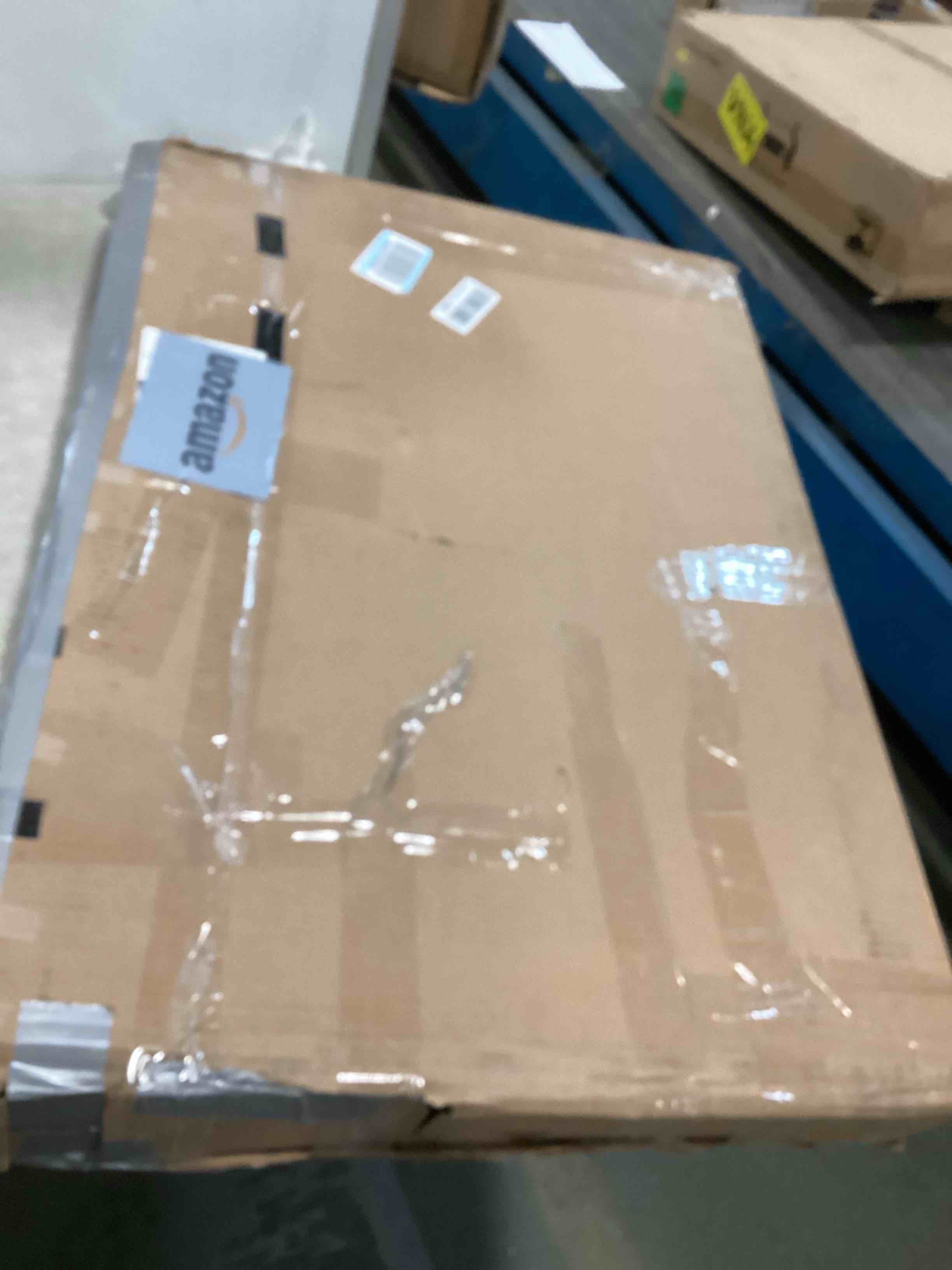 https://s3.amazonaws.com/lotting-images-prod/bidfta/GRA1555732_1742303487819.jpeg