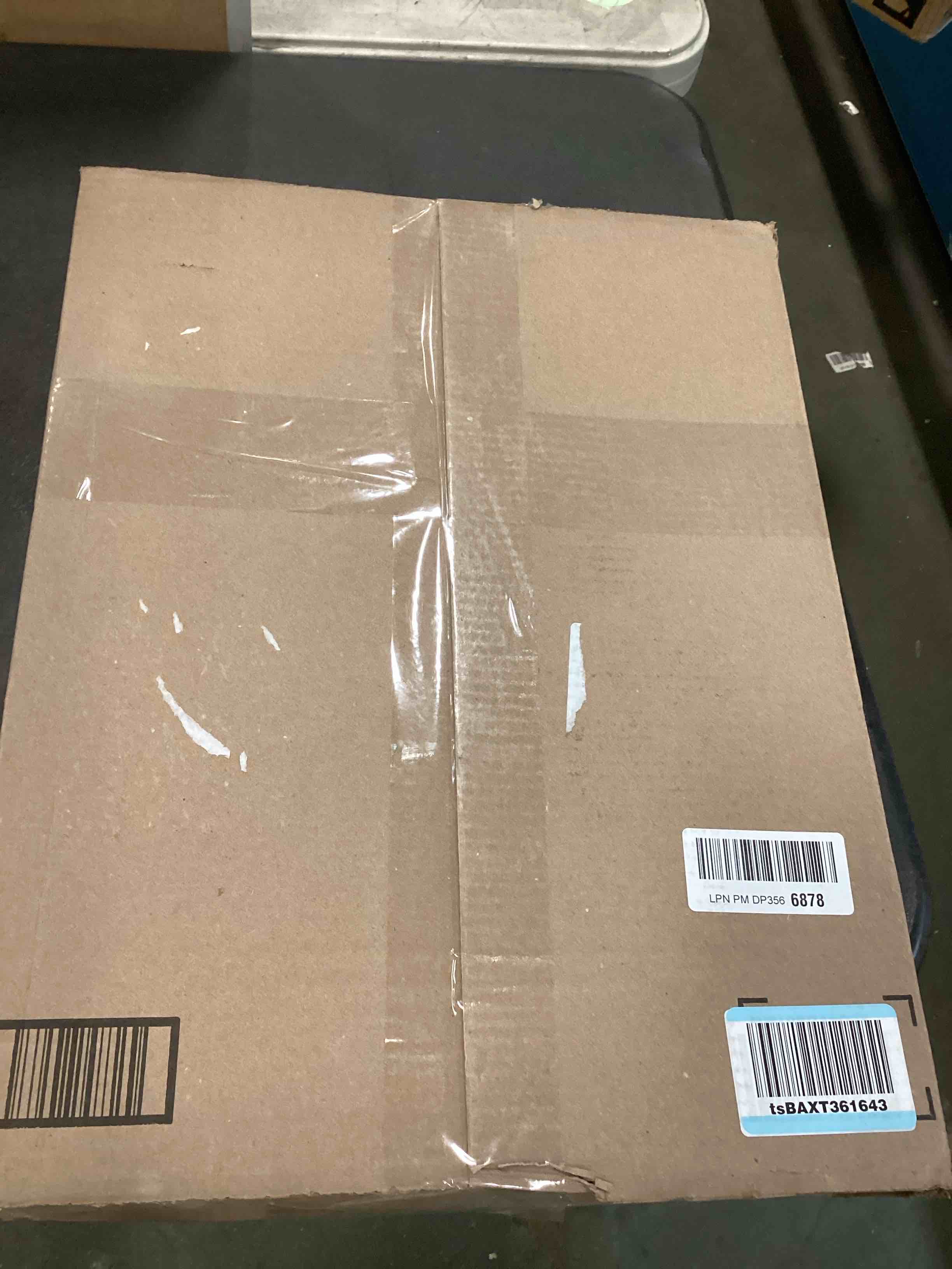 https://s3.amazonaws.com/lotting-images-prod/bidfta/GRA1556198_1742477115034.jpeg