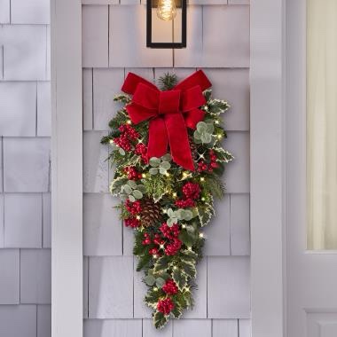 the cordless prelit holly/berries/ribbon holiday trim