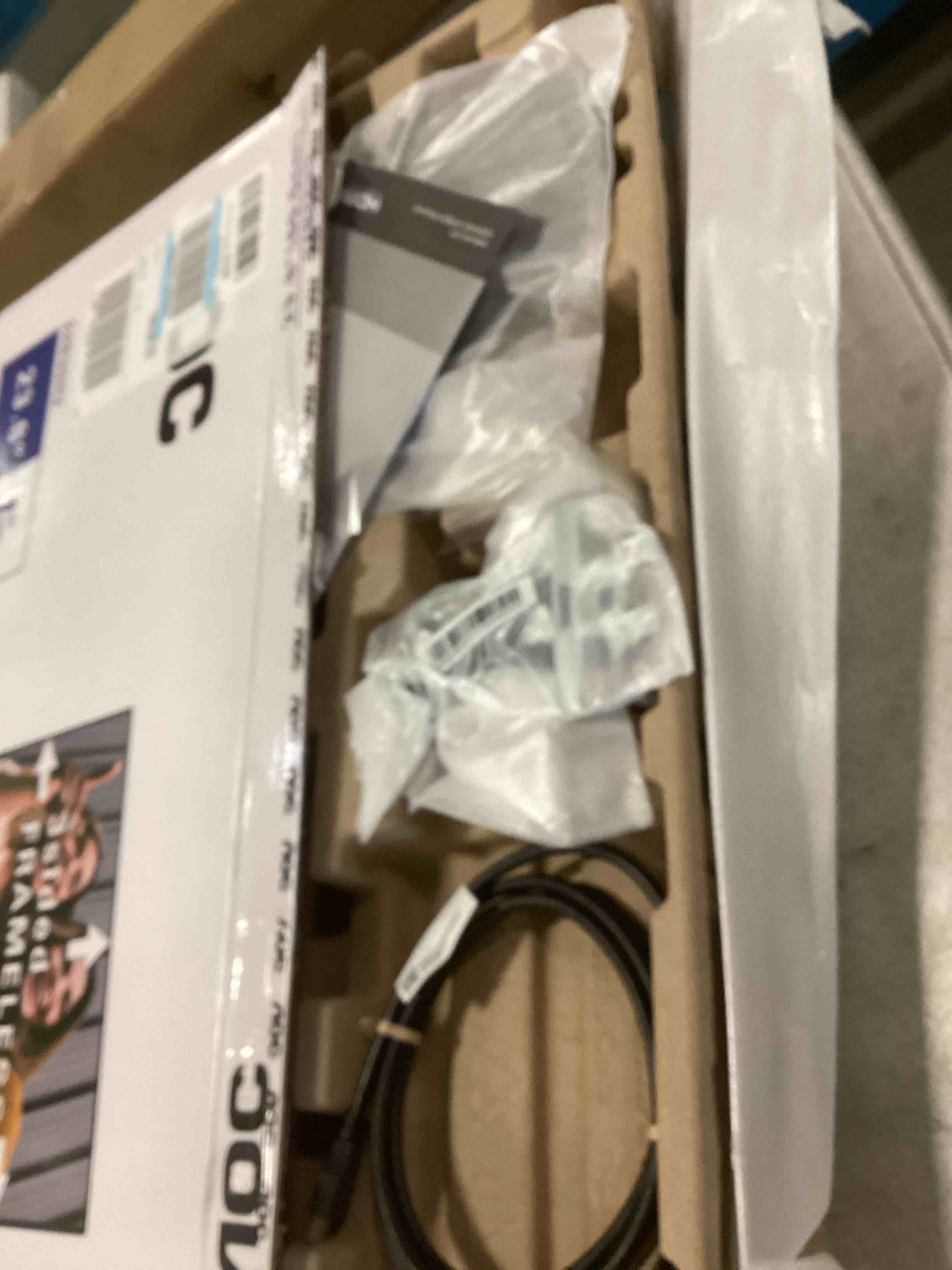 https://s3.amazonaws.com/lotting-images-prod/bidfta/GRA1557124_1743000182744.jpeg