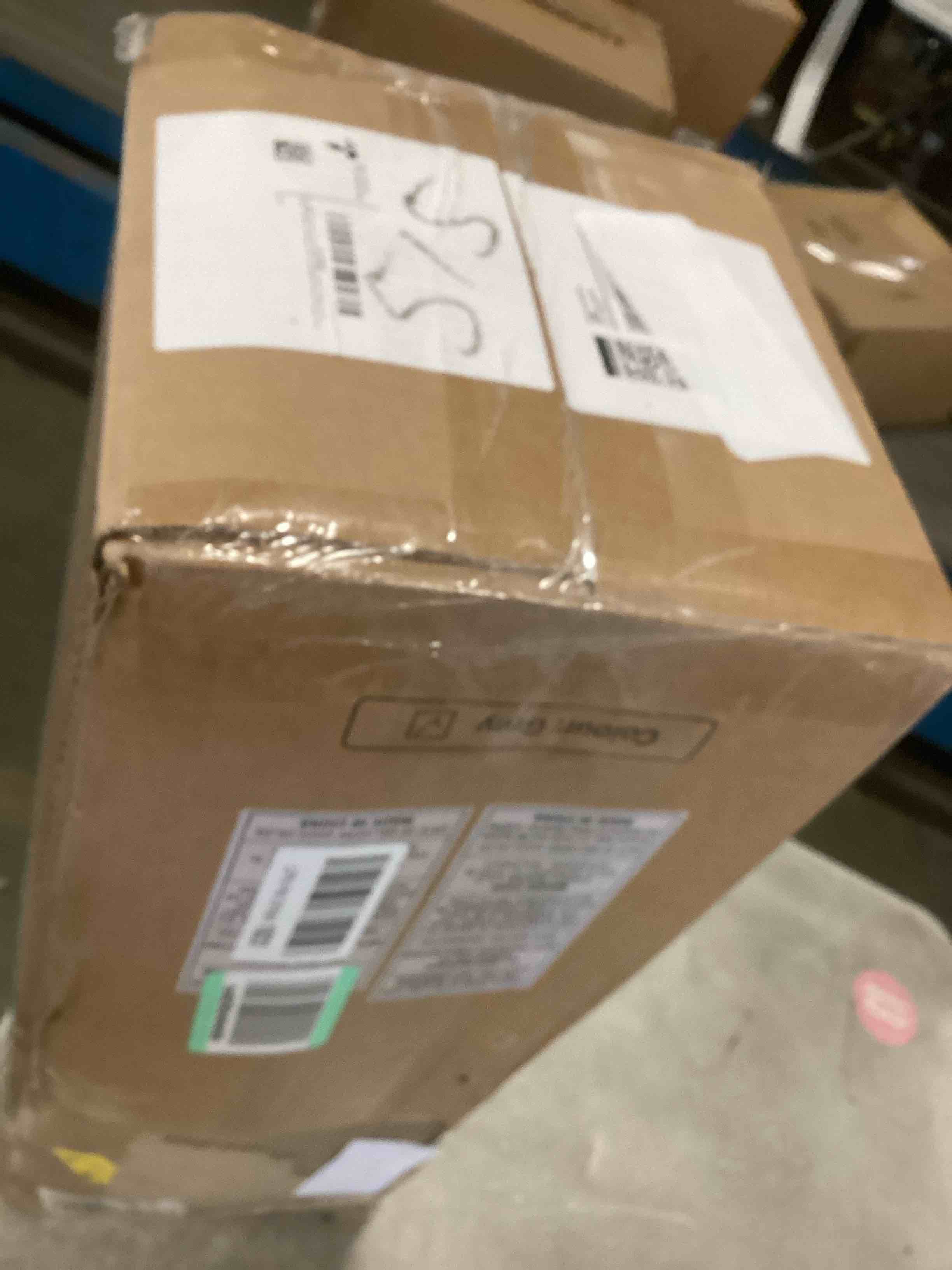 https://s3.amazonaws.com/lotting-images-prod/bidfta/GRA1557299_1743080344107.jpeg