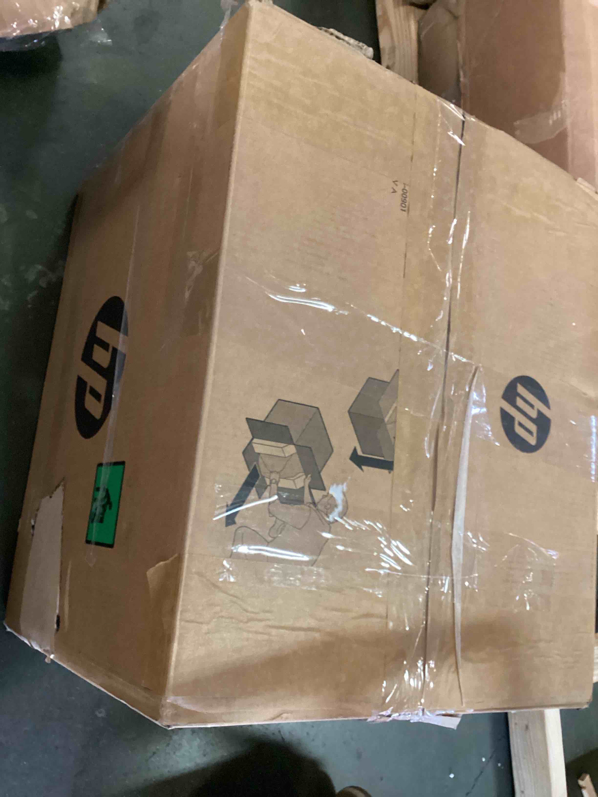 https://s3.amazonaws.com/lotting-images-prod/bidfta/GRA1558095_1734626136179.jpeg