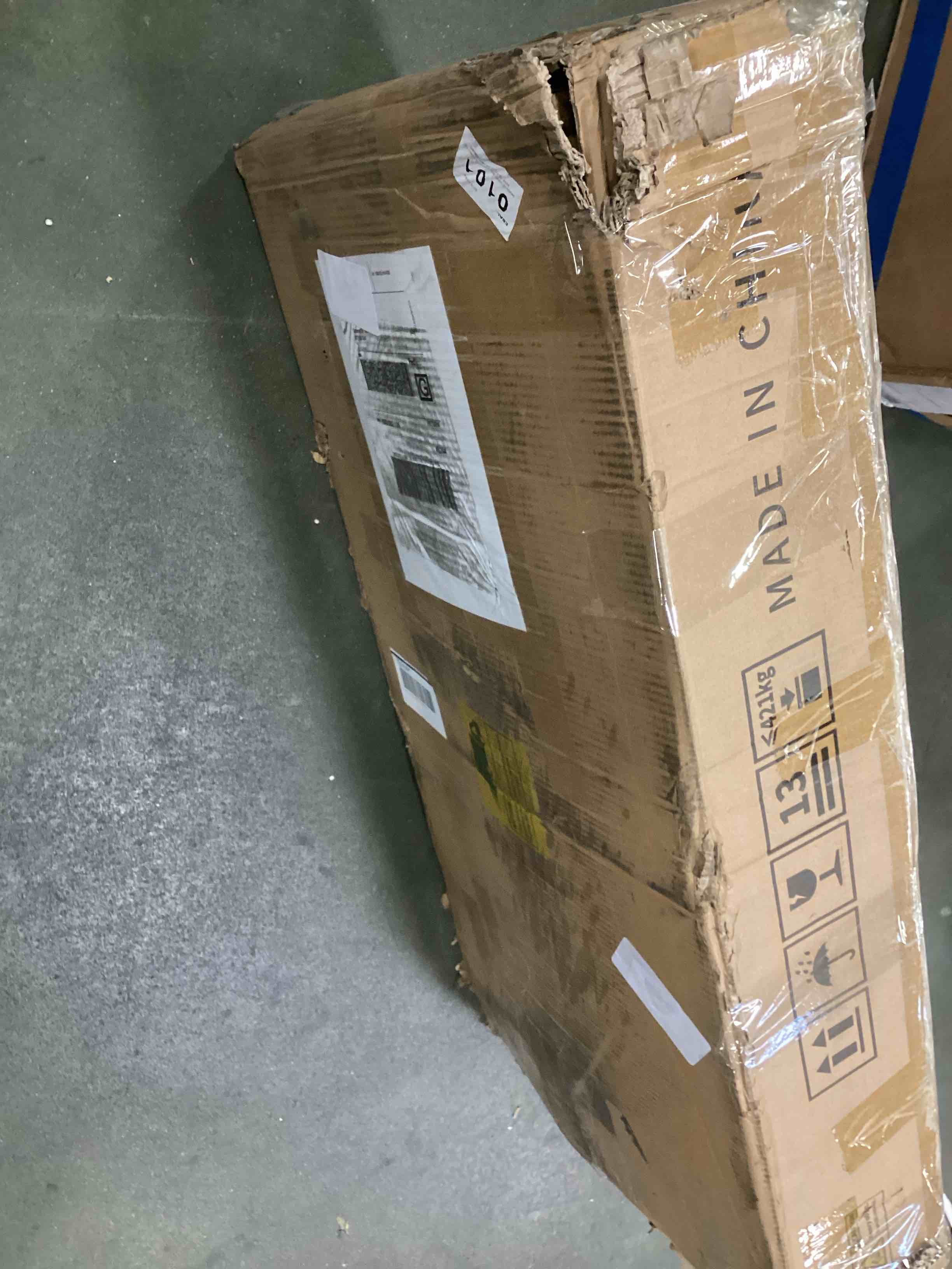 https://s3.amazonaws.com/lotting-images-prod/bidfta/GRA1558828_1735318121572.jpeg