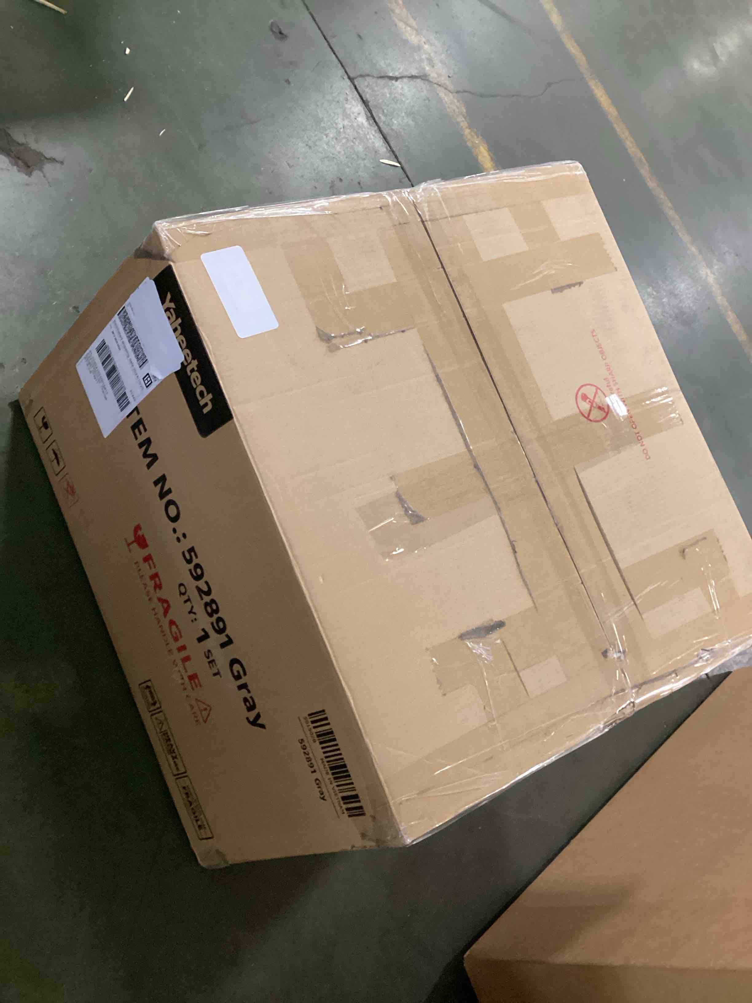 https://s3.amazonaws.com/lotting-images-prod/bidfta/GRA1559069_1735662828075.jpeg