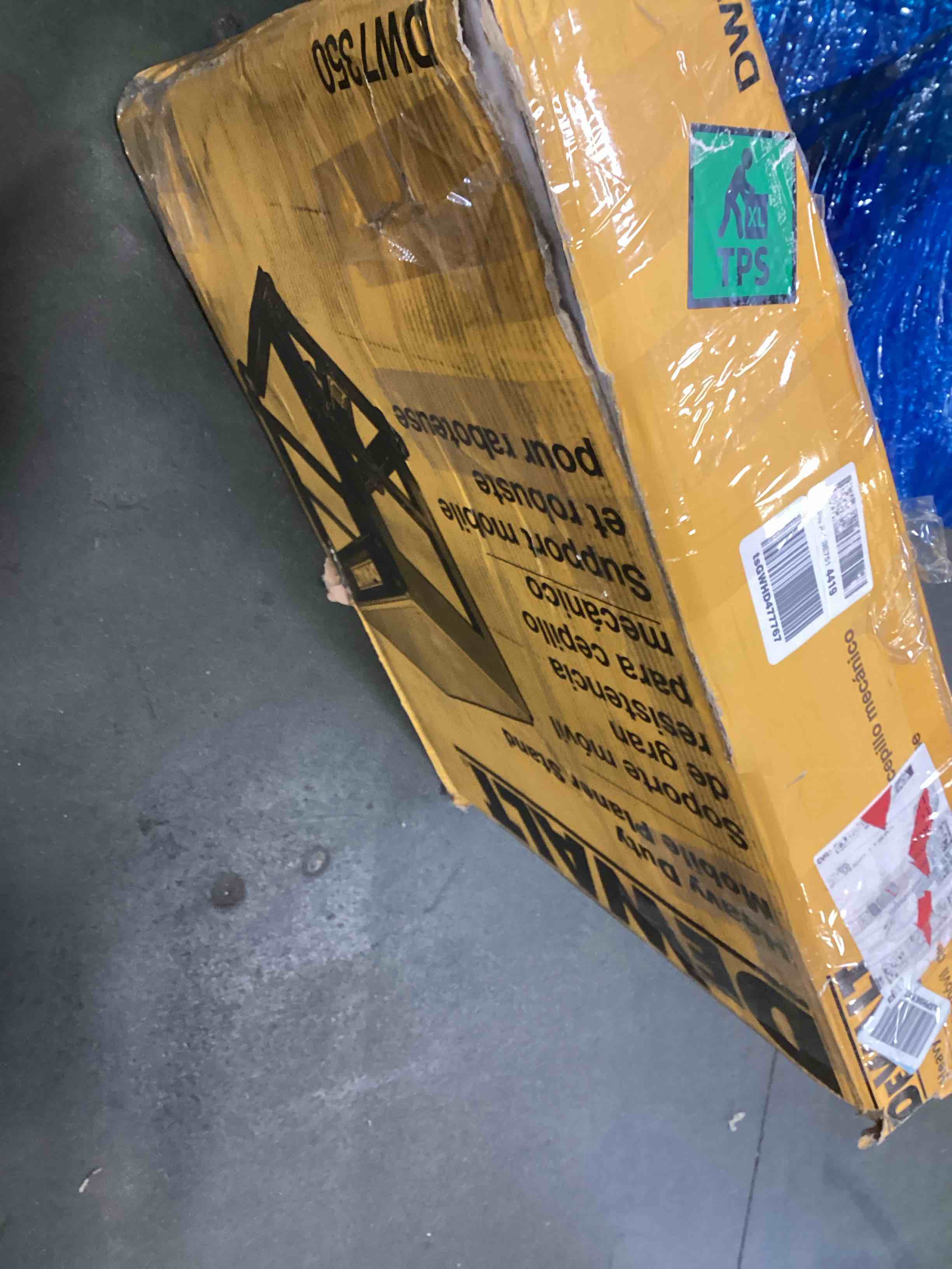 https://s3.amazonaws.com/lotting-images-prod/bidfta/GRA1560147_1736869508886.jpeg