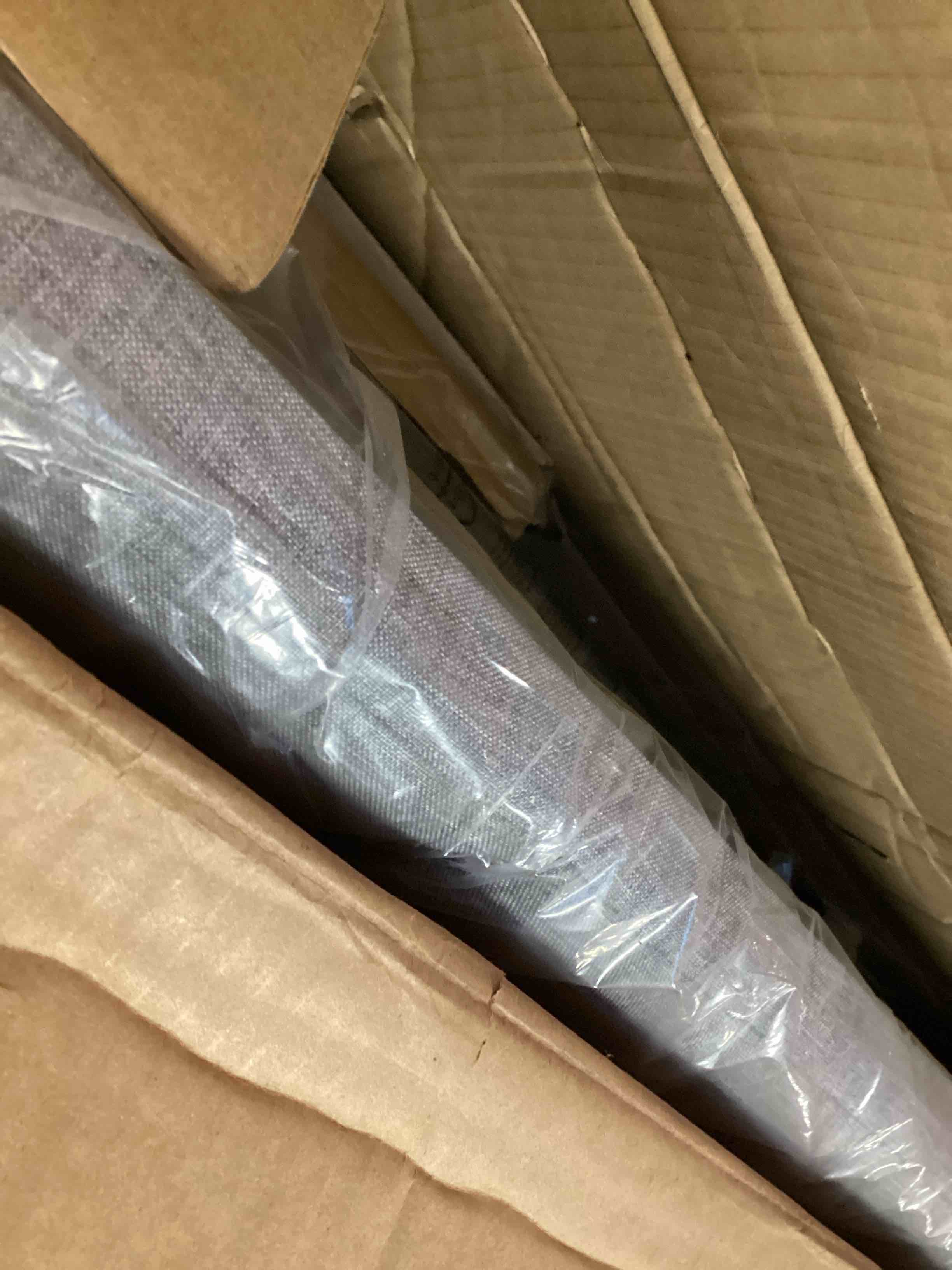 https://s3.amazonaws.com/lotting-images-prod/bidfta/GRA1560227_1736947795331.jpeg