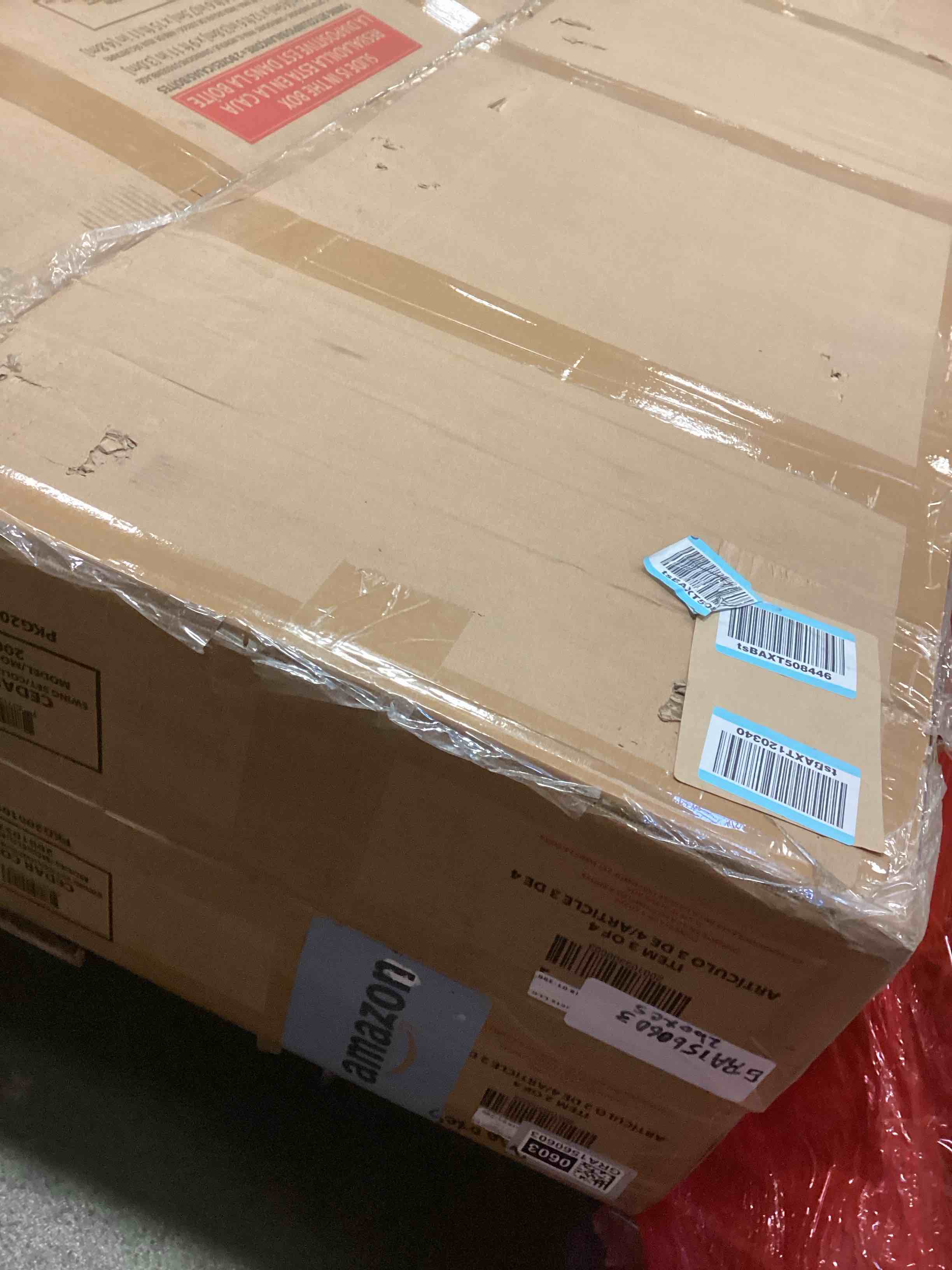 https://s3.amazonaws.com/lotting-images-prod/bidfta/GRA1560603_1737124406767.jpeg