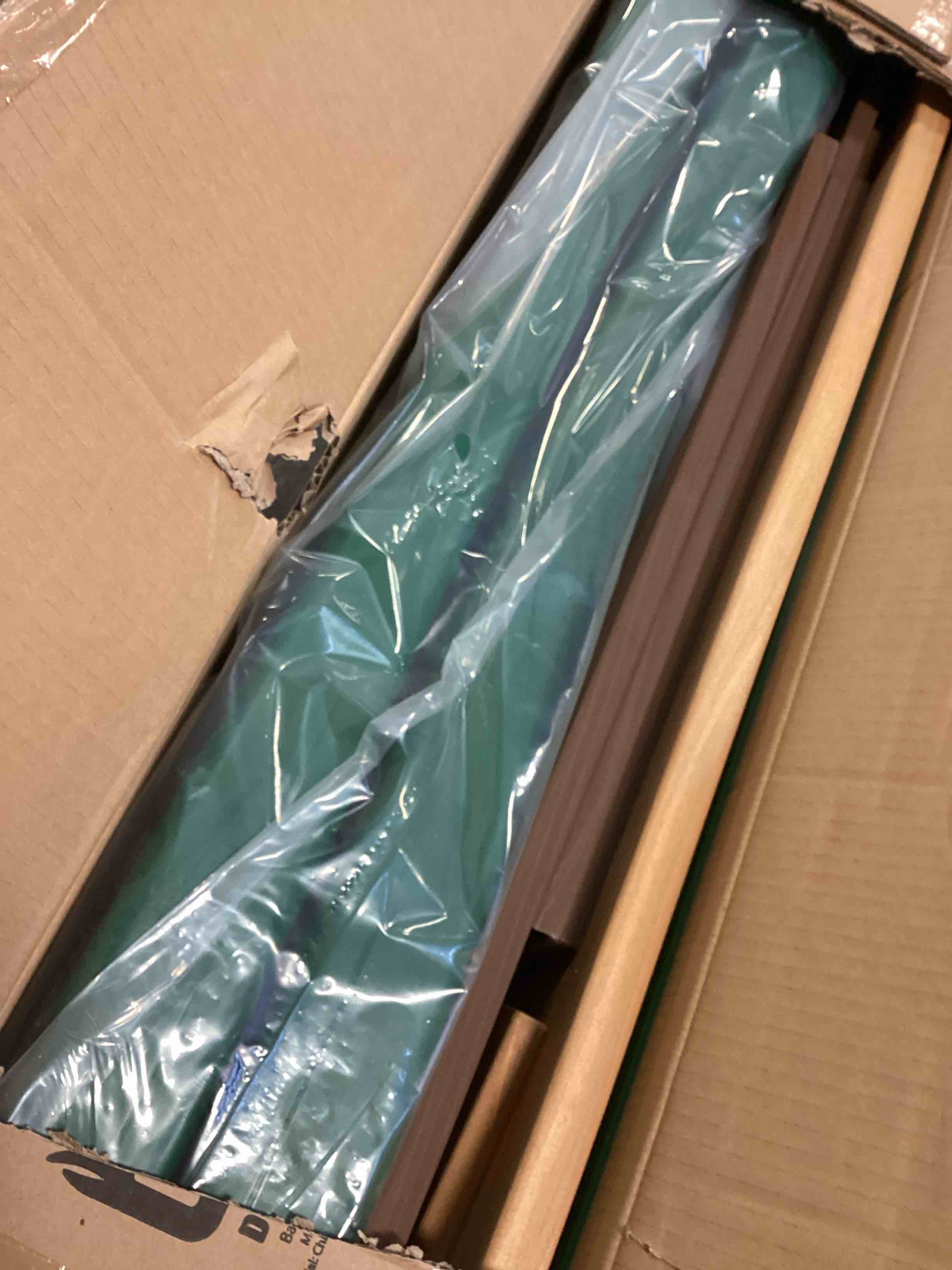 https://s3.amazonaws.com/lotting-images-prod/bidfta/GRA1560606_1737123957170.jpeg