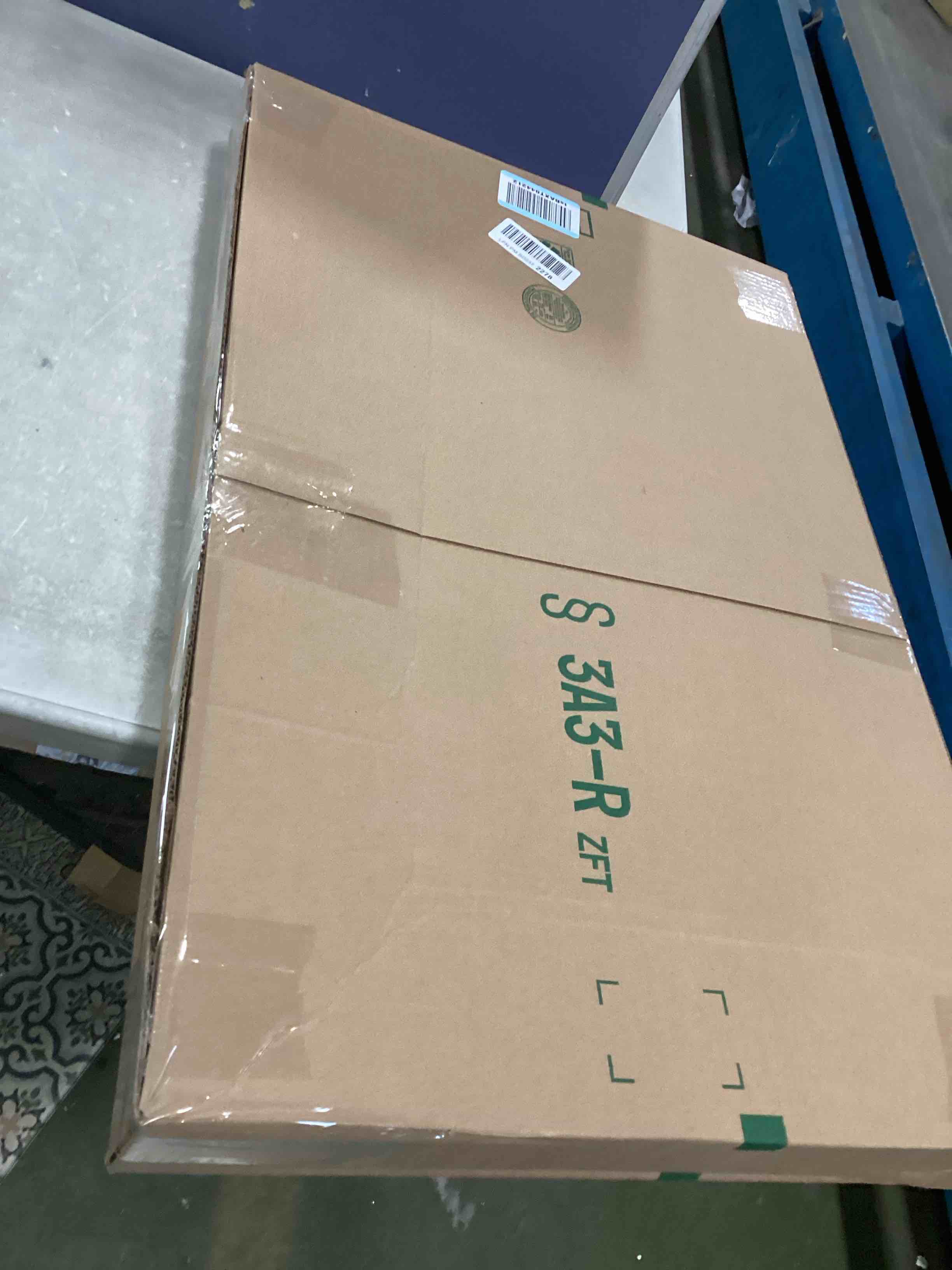 https://s3.amazonaws.com/lotting-images-prod/bidfta/GRA1561122_1734623053448.jpeg