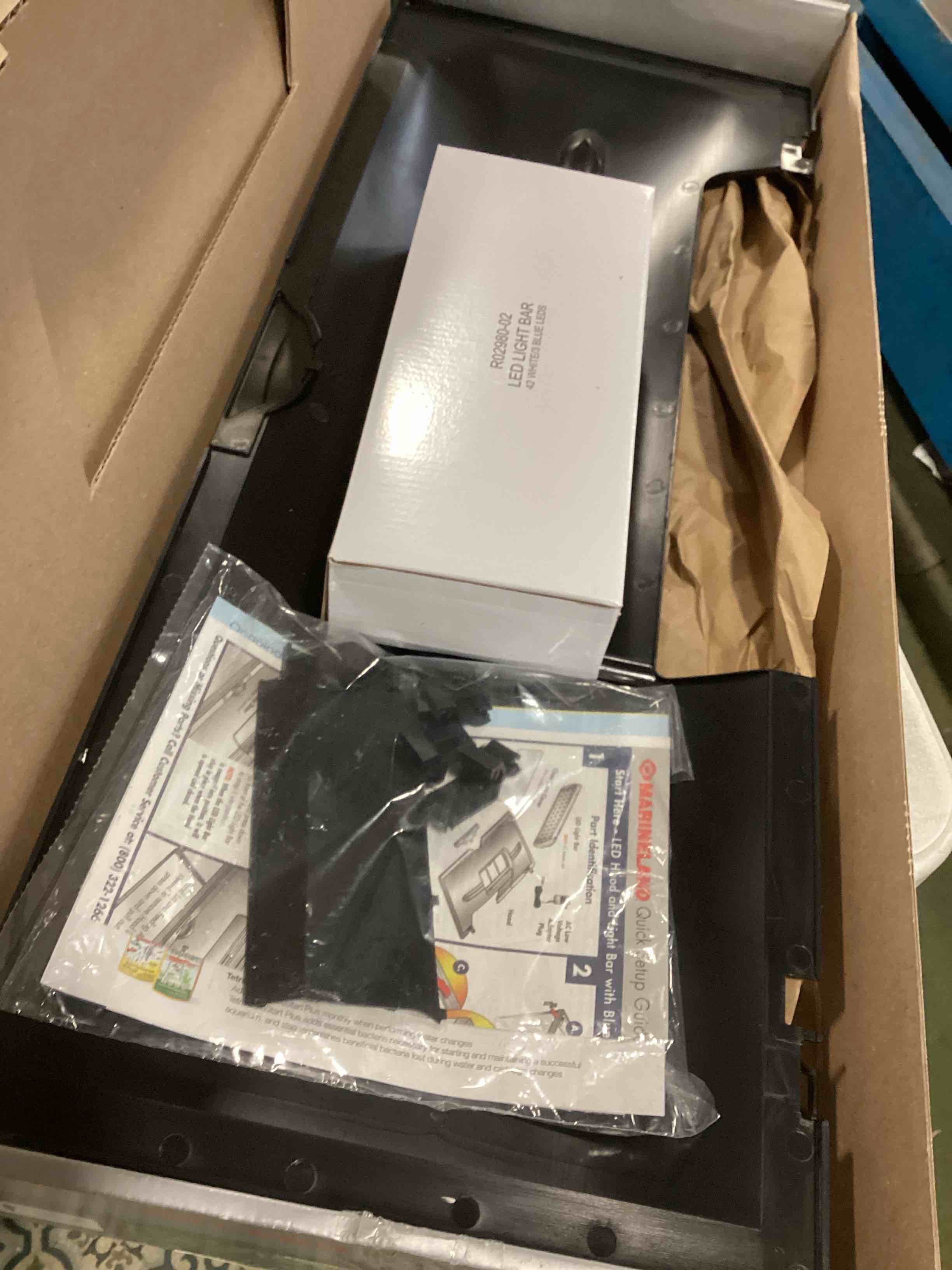 https://s3.amazonaws.com/lotting-images-prod/bidfta/GRA1561229_1734635333431.jpeg