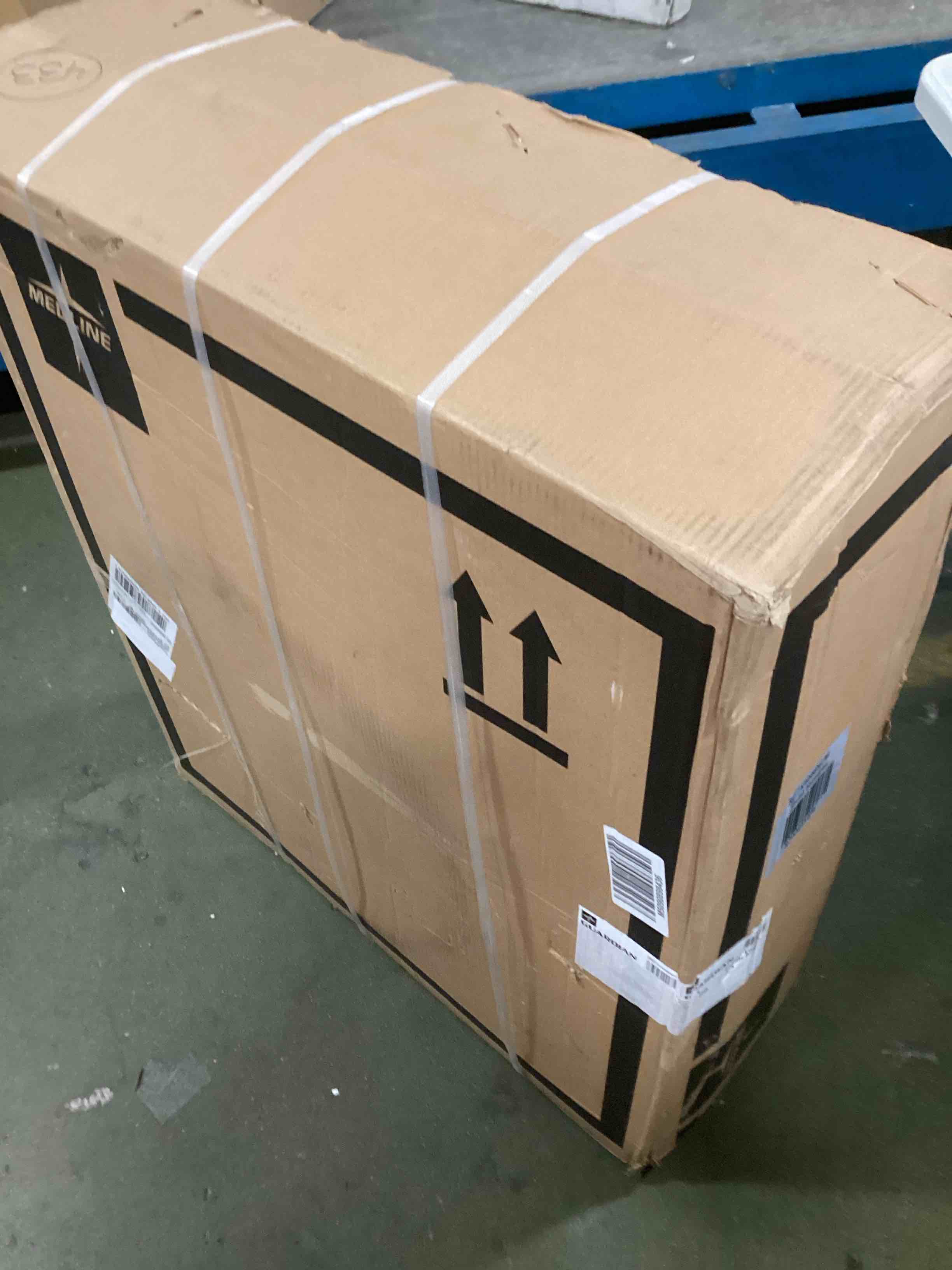 https://s3.amazonaws.com/lotting-images-prod/bidfta/GRA1561629_1734712620527.jpeg