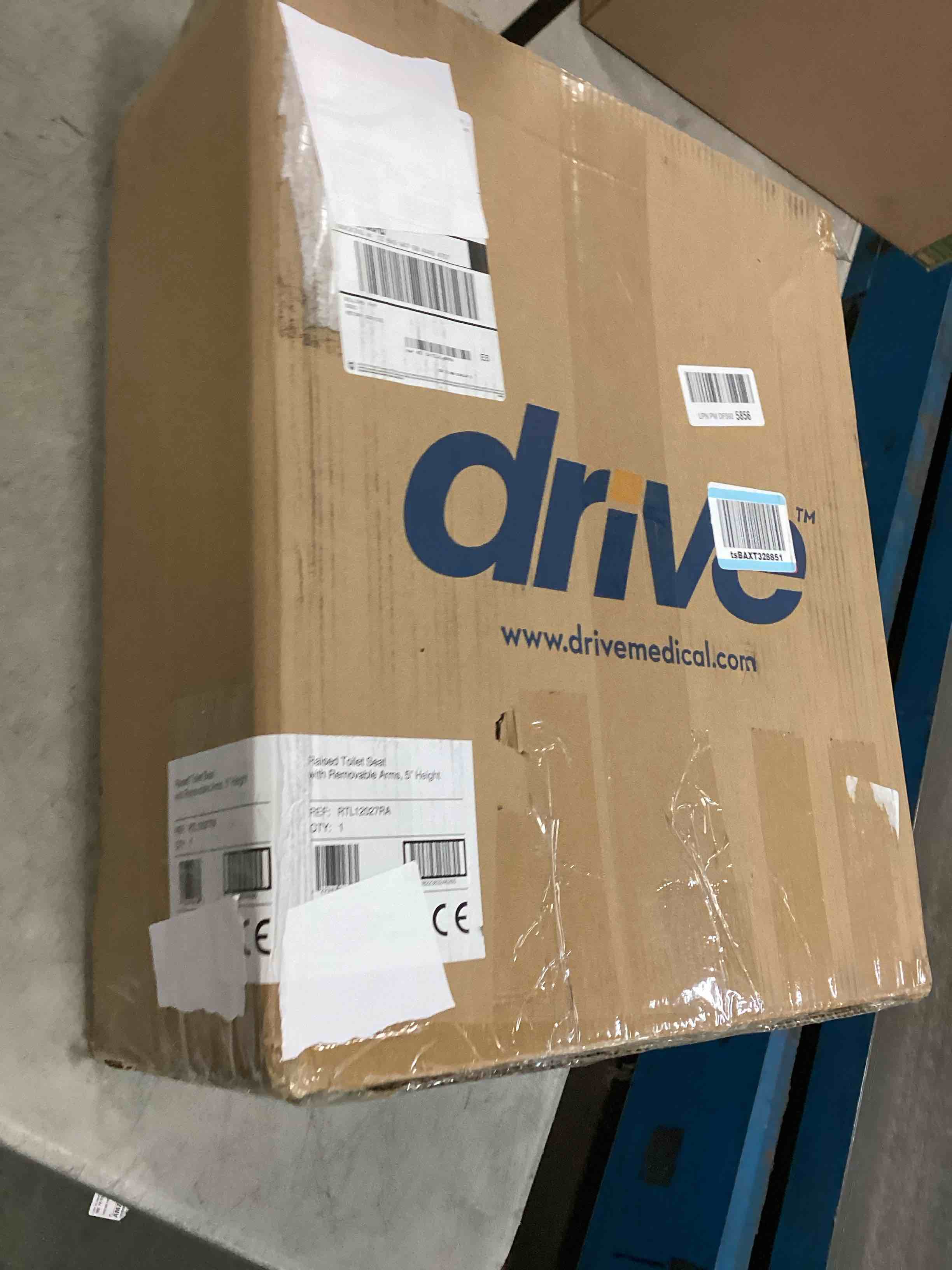 https://s3.amazonaws.com/lotting-images-prod/bidfta/GRA1561737_1734784248400.jpeg