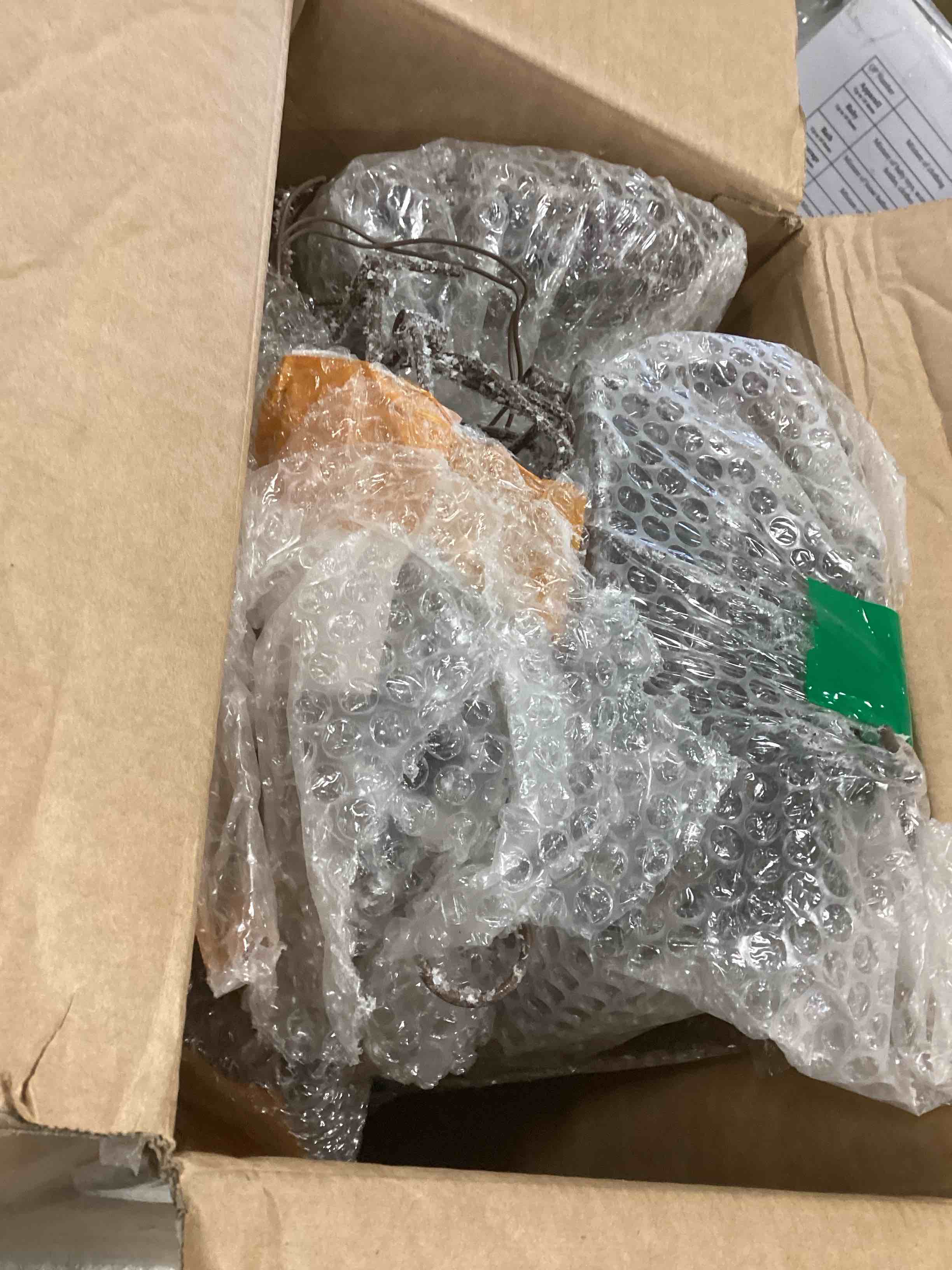 https://s3.amazonaws.com/lotting-images-prod/bidfta/GRA1562555_1735324888526.jpeg