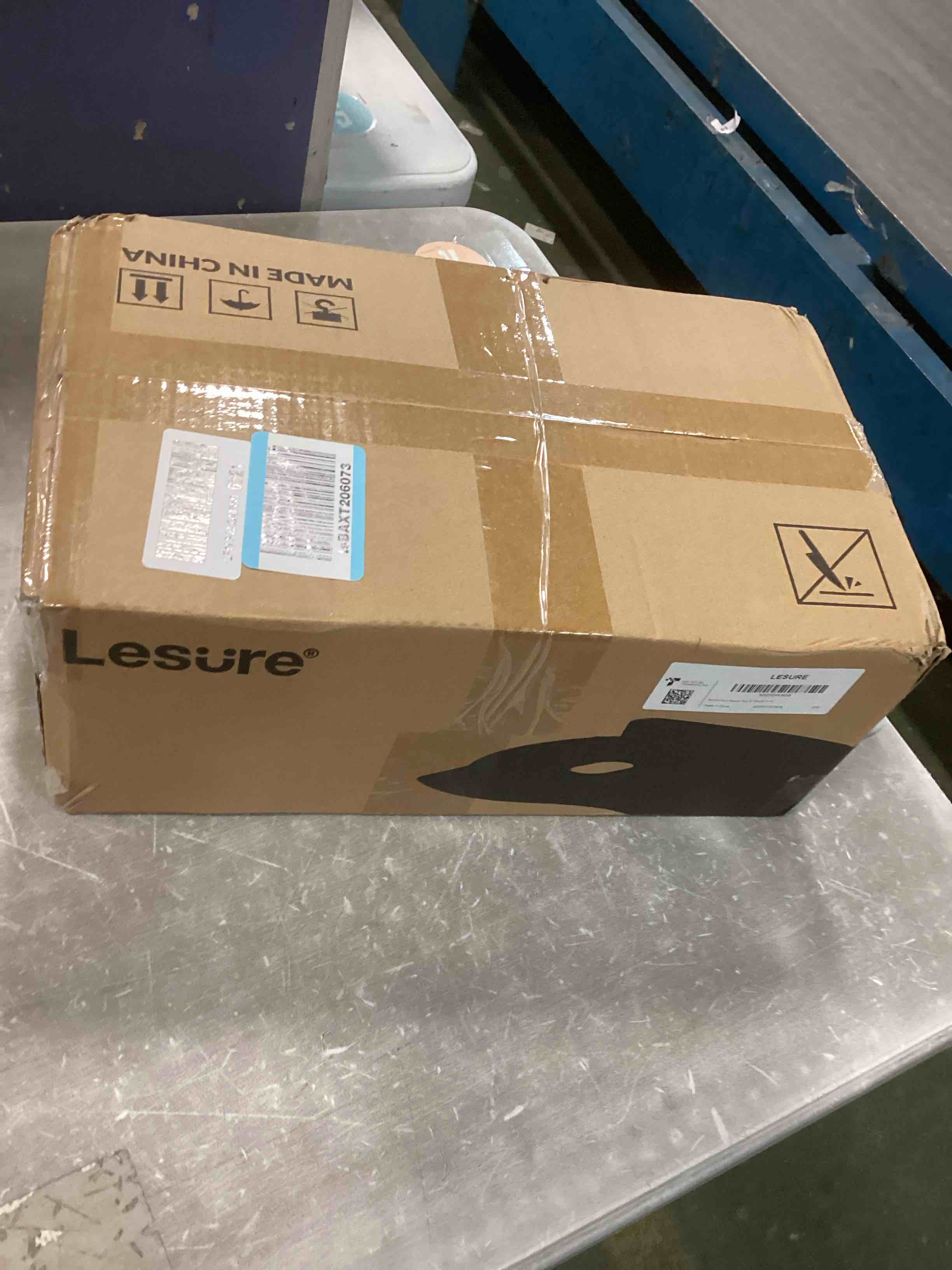 https://s3.amazonaws.com/lotting-images-prod/bidfta/GRA1563670_1736268428052.jpeg
