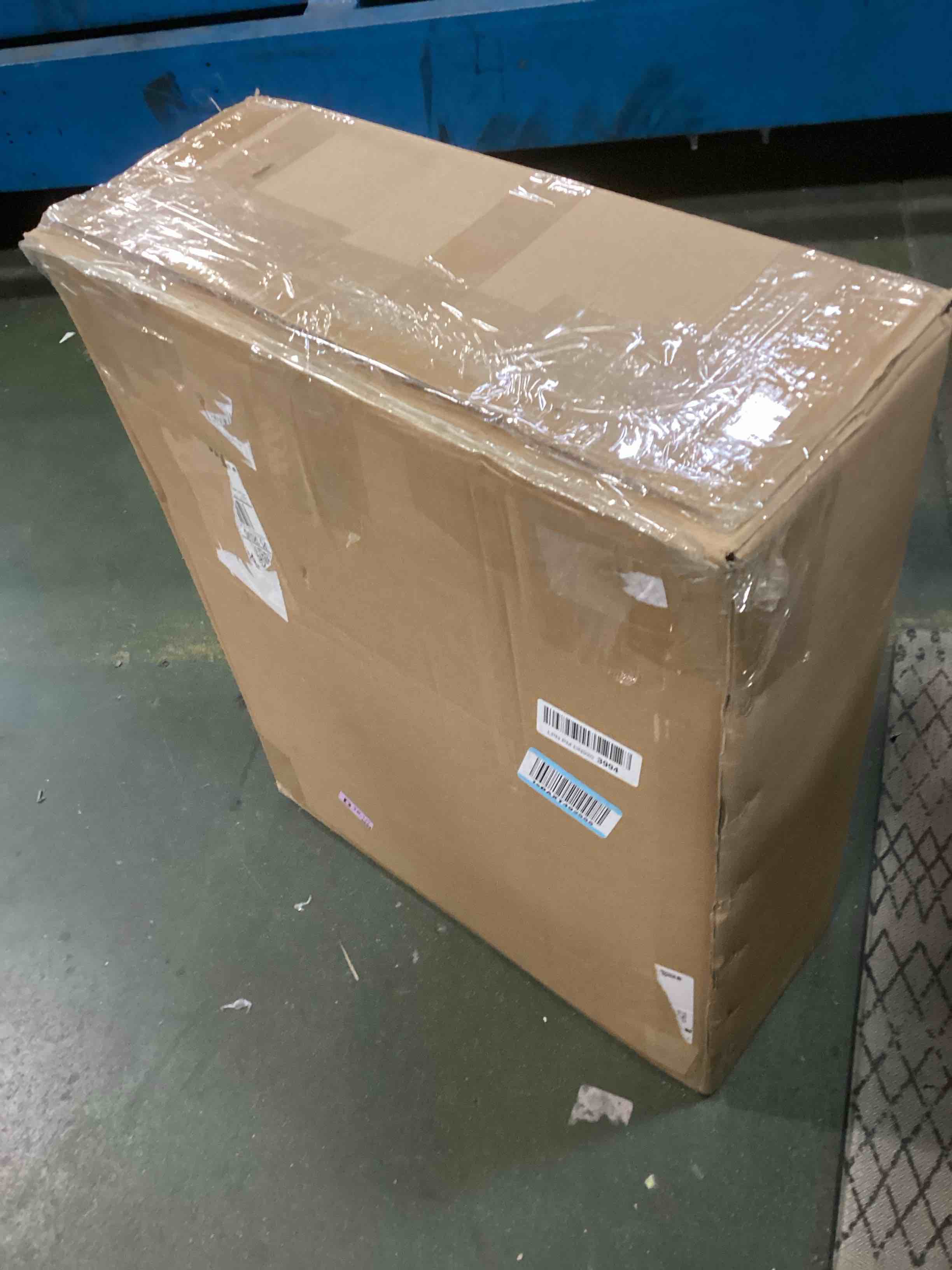 https://s3.amazonaws.com/lotting-images-prod/bidfta/GRA1563859_1736346113832.jpeg