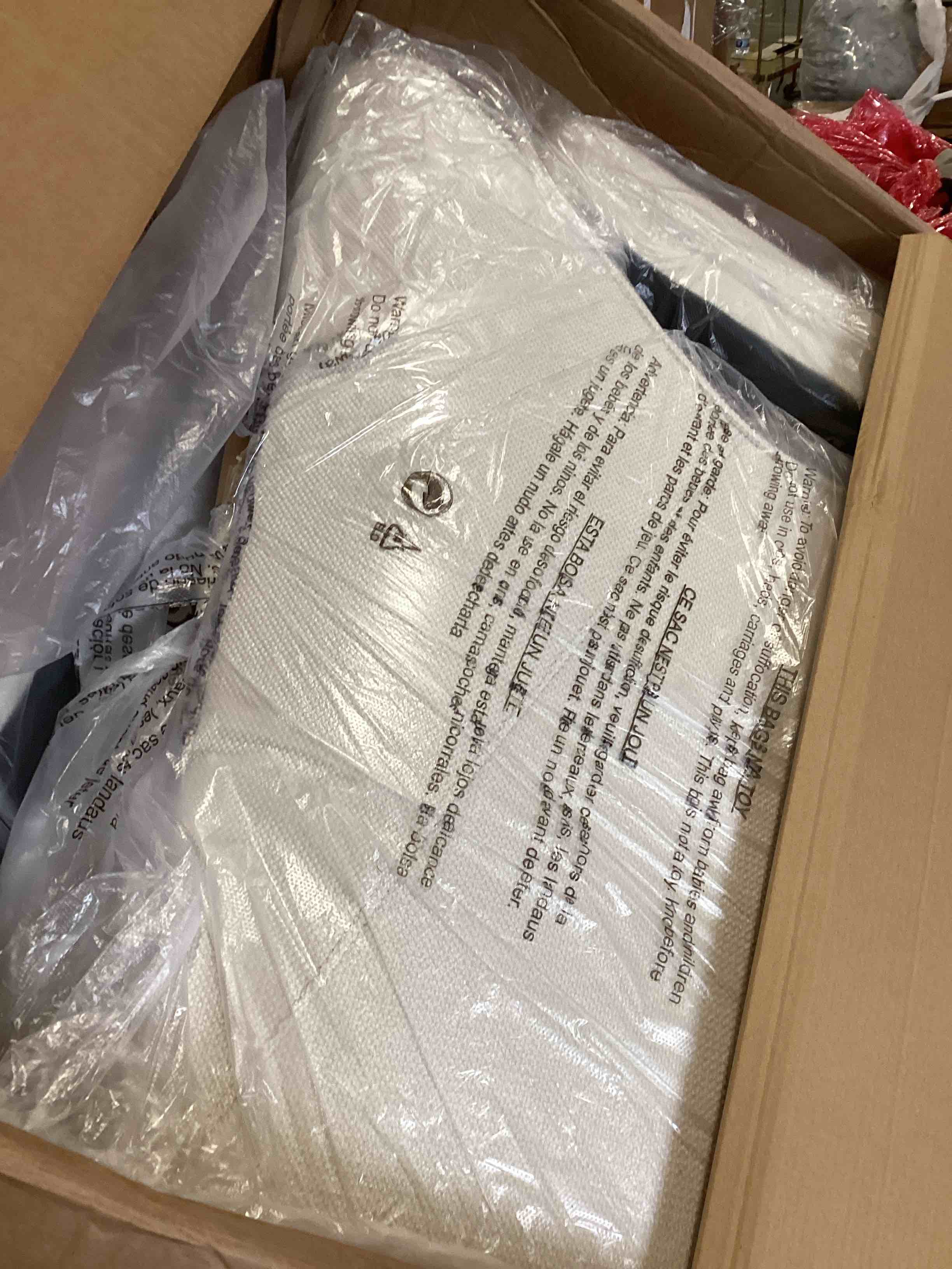 https://s3.amazonaws.com/lotting-images-prod/bidfta/GRA1564210_1737557324579.jpeg