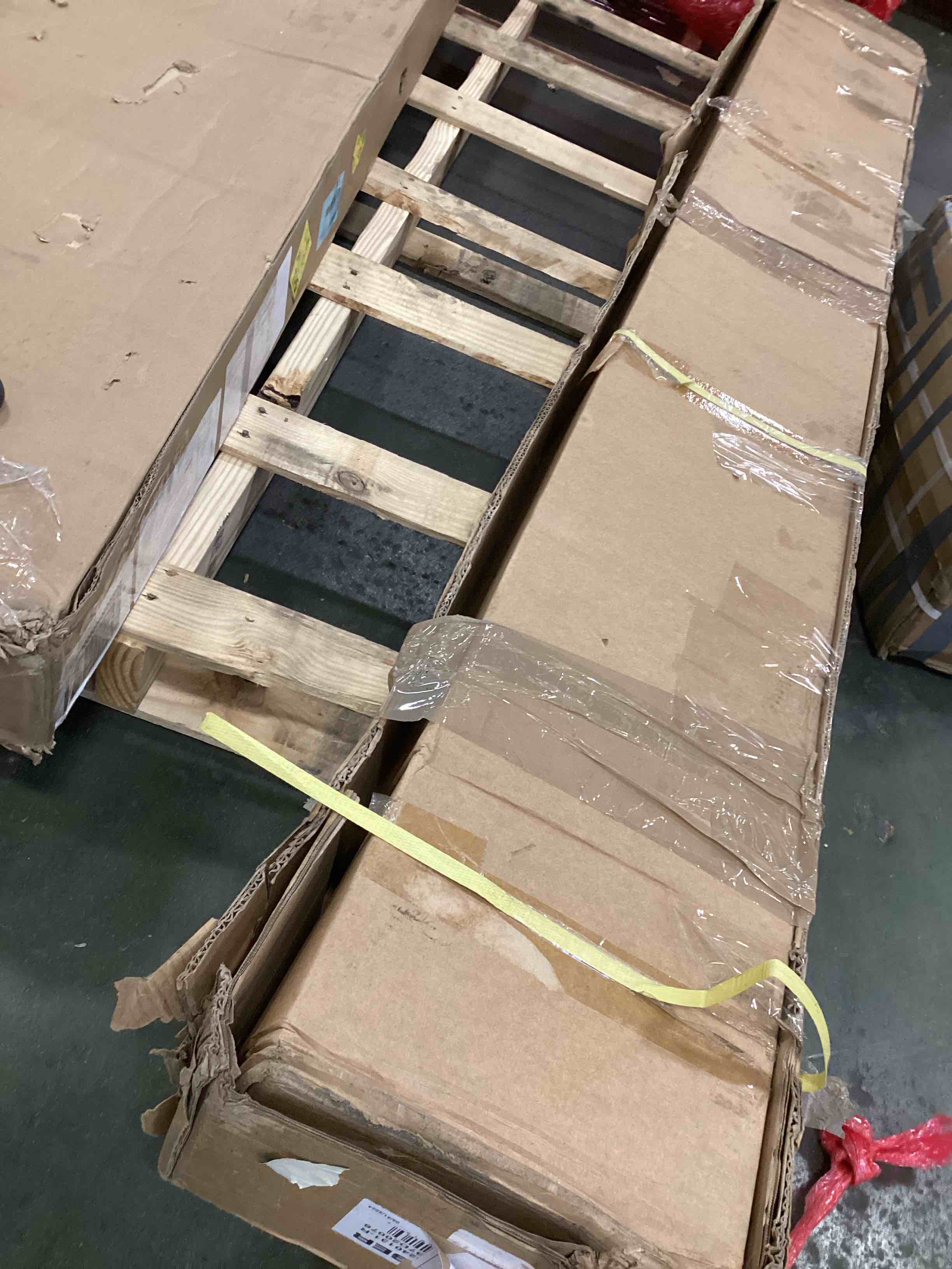 https://s3.amazonaws.com/lotting-images-prod/bidfta/GRA1564410_1737642294777.jpeg