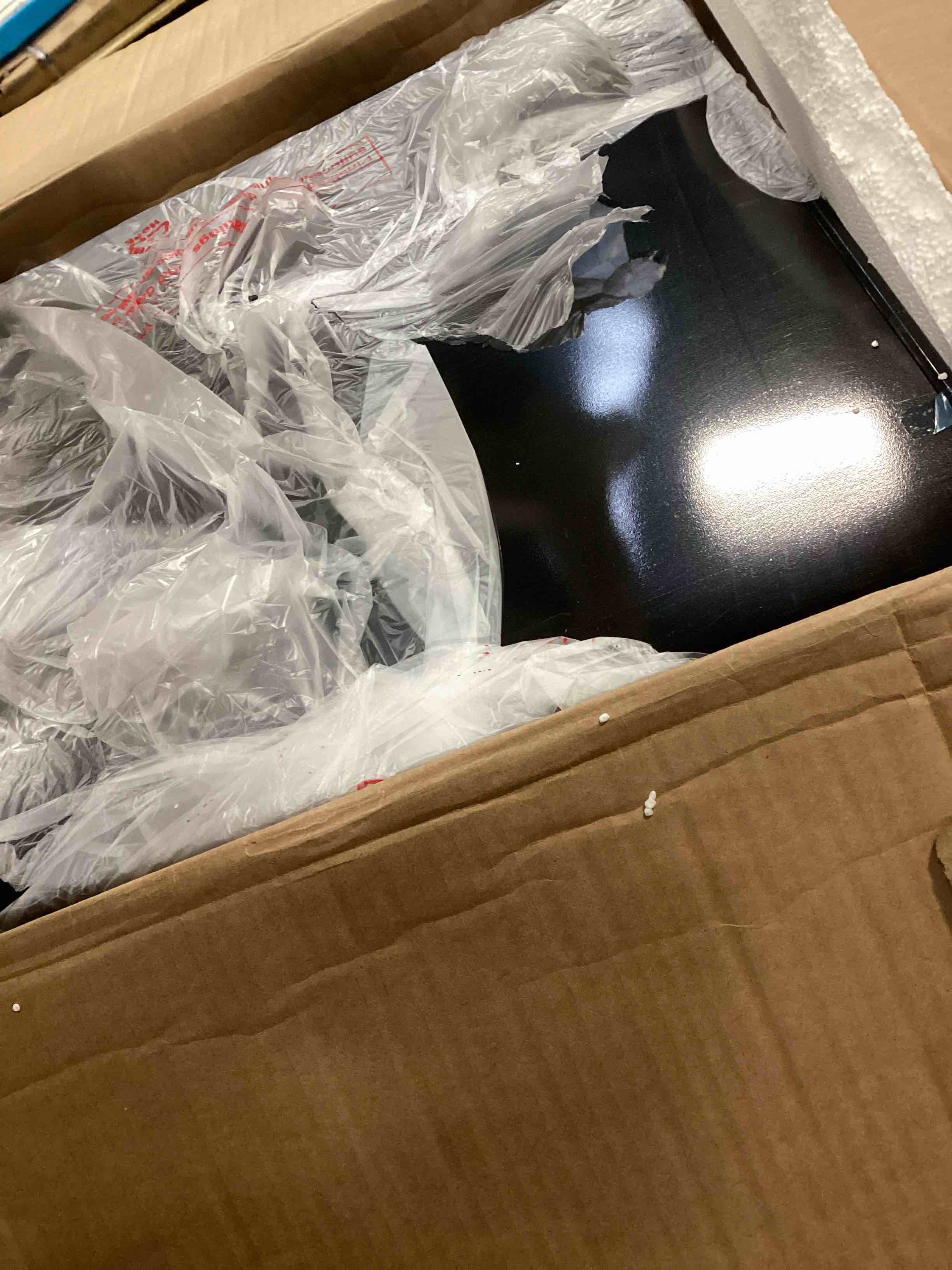 https://s3.amazonaws.com/lotting-images-prod/bidfta/GRA1564460_1737648795693.jpeg