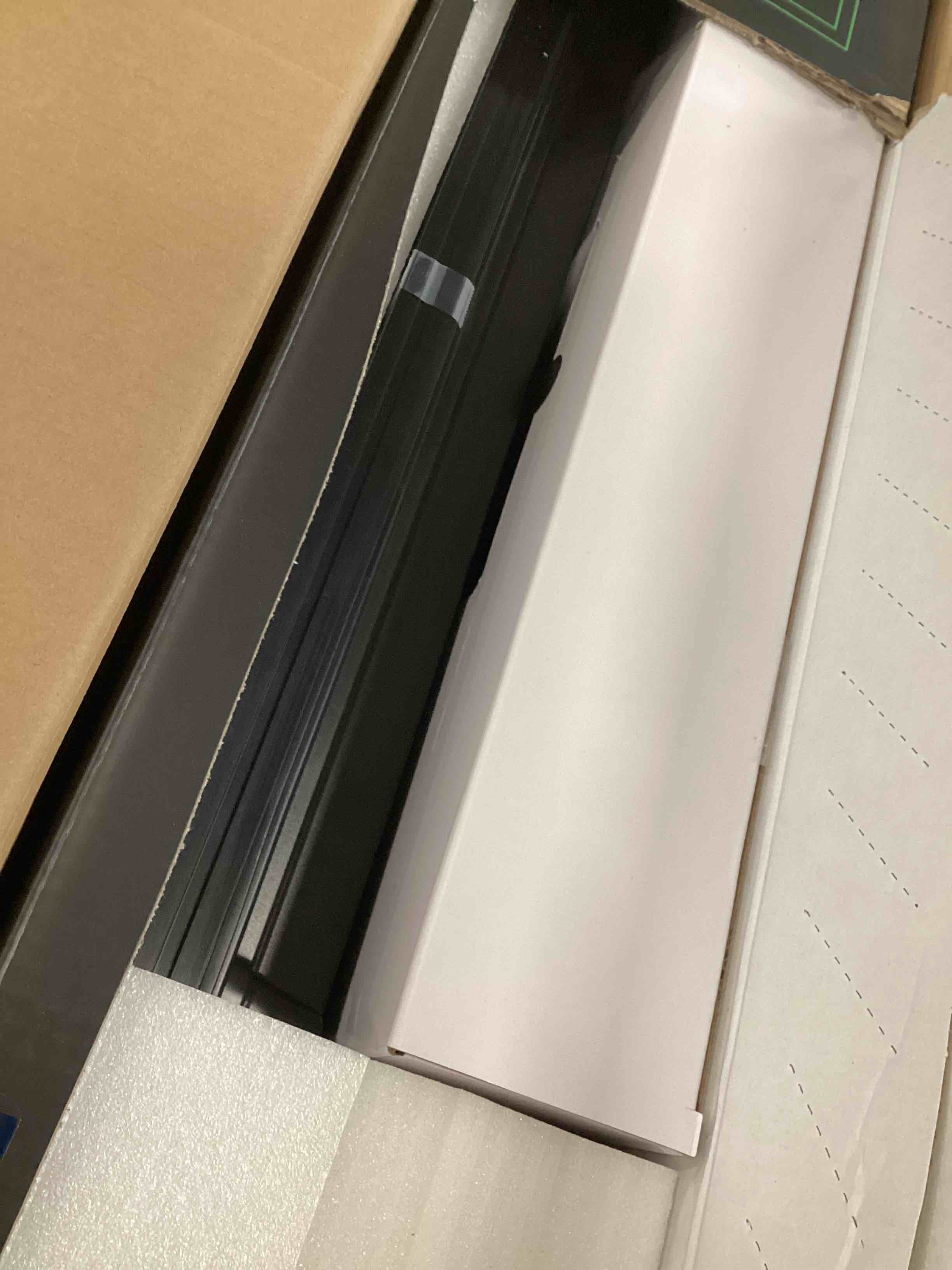 https://s3.amazonaws.com/lotting-images-prod/bidfta/GRA1565256_1738254360118.jpeg