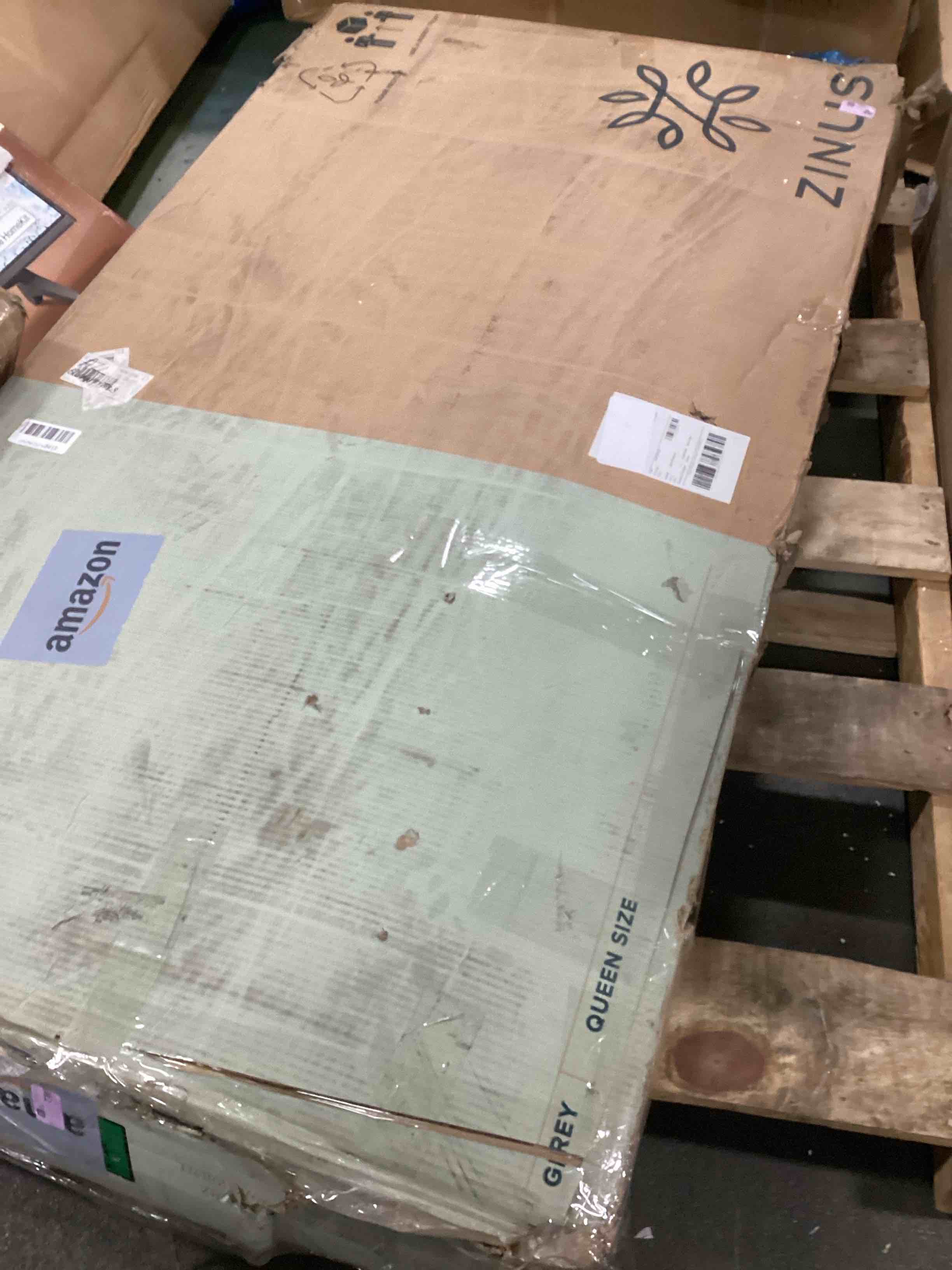 https://s3.amazonaws.com/lotting-images-prod/bidfta/GRA1566311_1738933330402.jpeg
