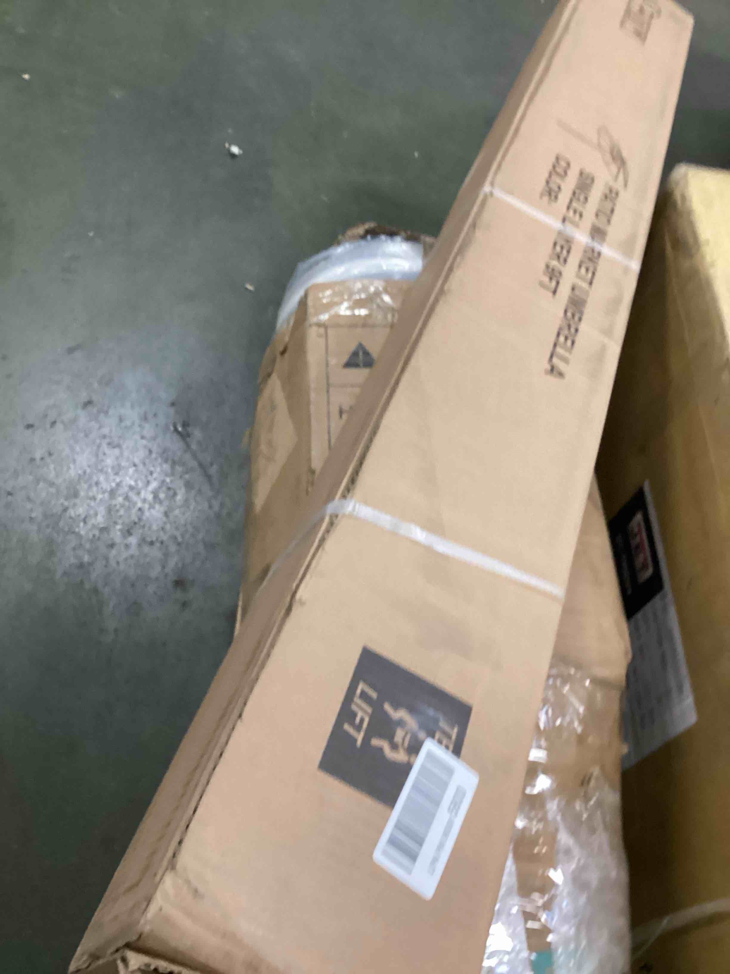 https://s3.amazonaws.com/lotting-images-prod/bidfta/GRA1566923_1739385762805.jpeg