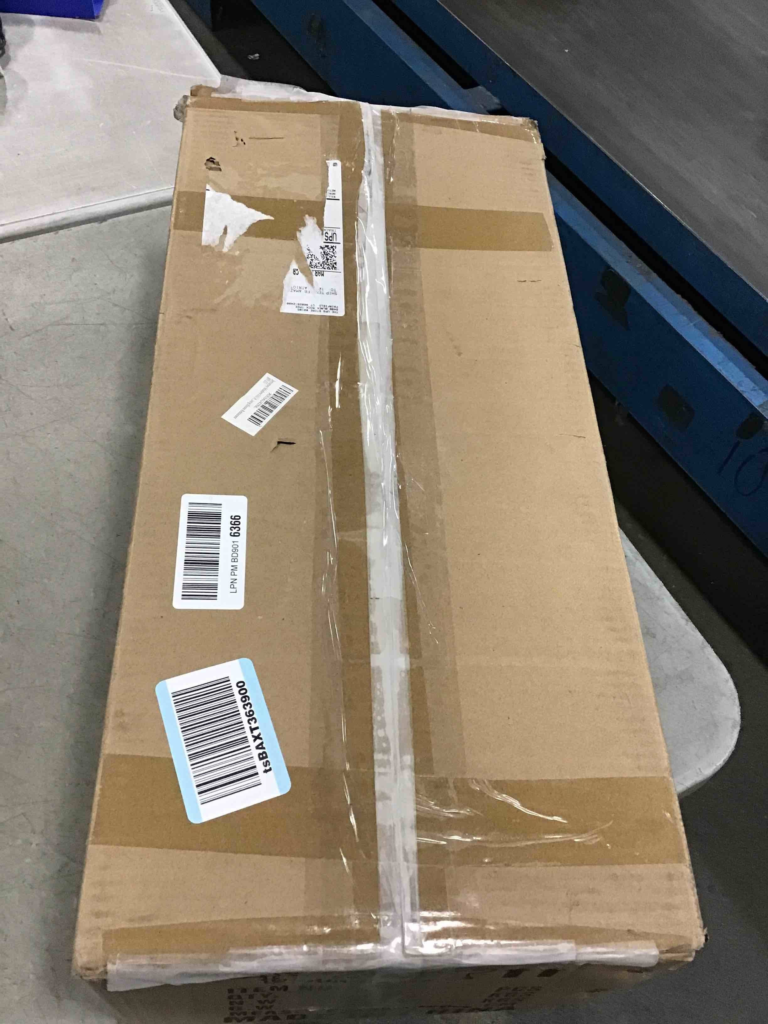 https://s3.amazonaws.com/lotting-images-prod/bidfta/GRA1567208_1733287540949.jpeg