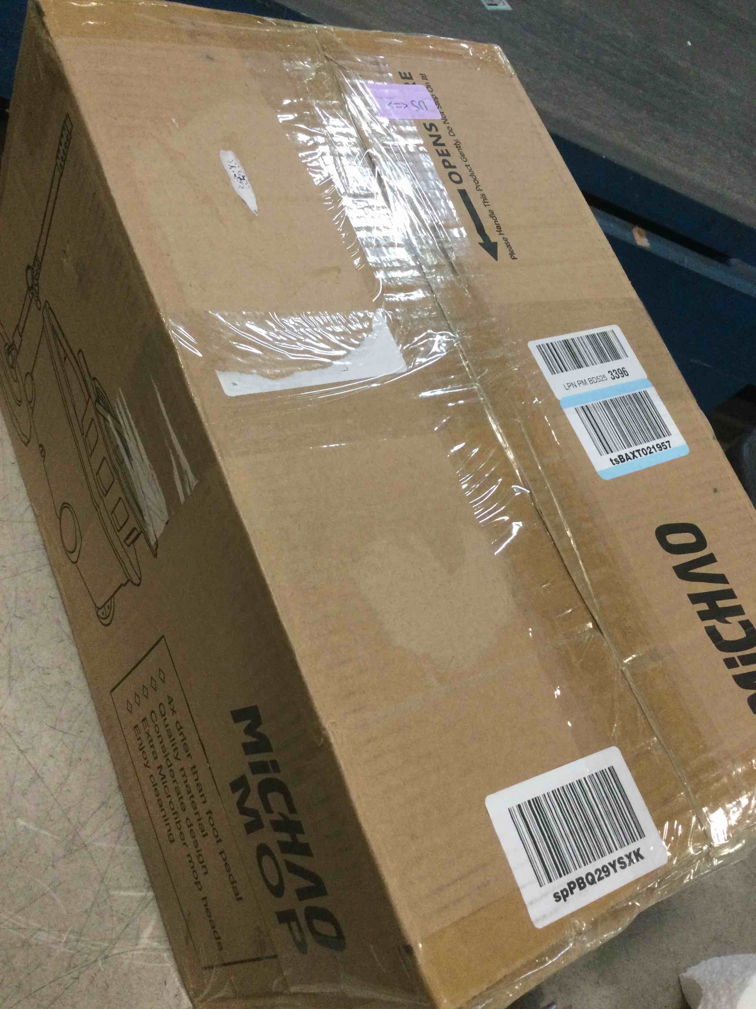 https://s3.amazonaws.com/lotting-images-prod/bidfta/GRA1568006_1734178410984.jpeg