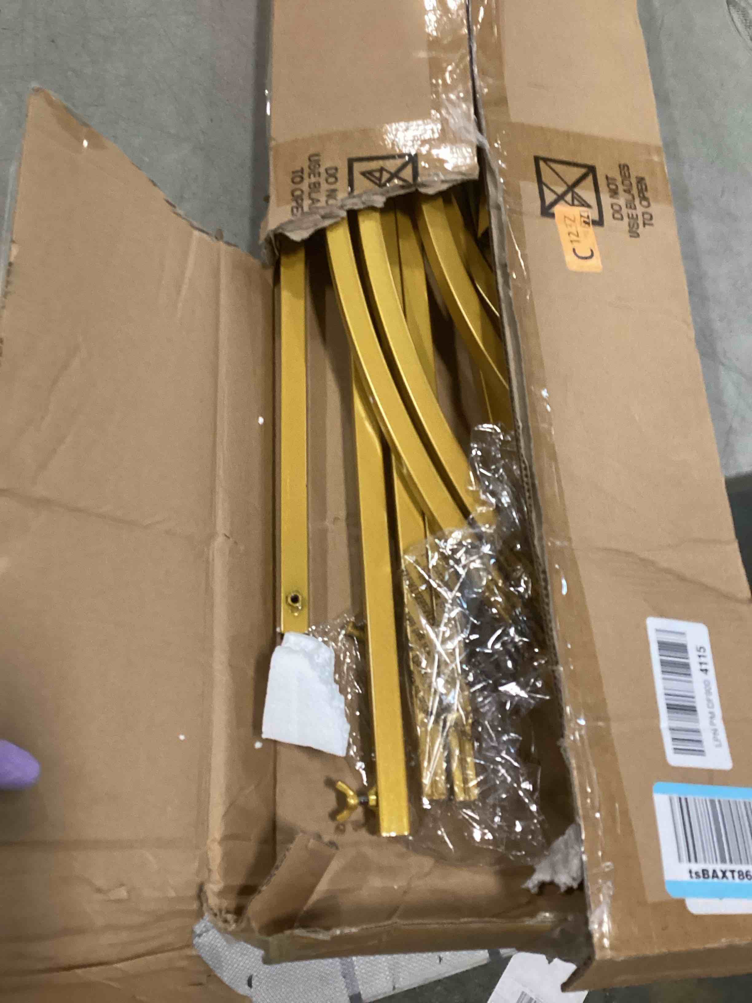 https://s3.amazonaws.com/lotting-images-prod/bidfta/GRA1568575_1734626015513.jpeg