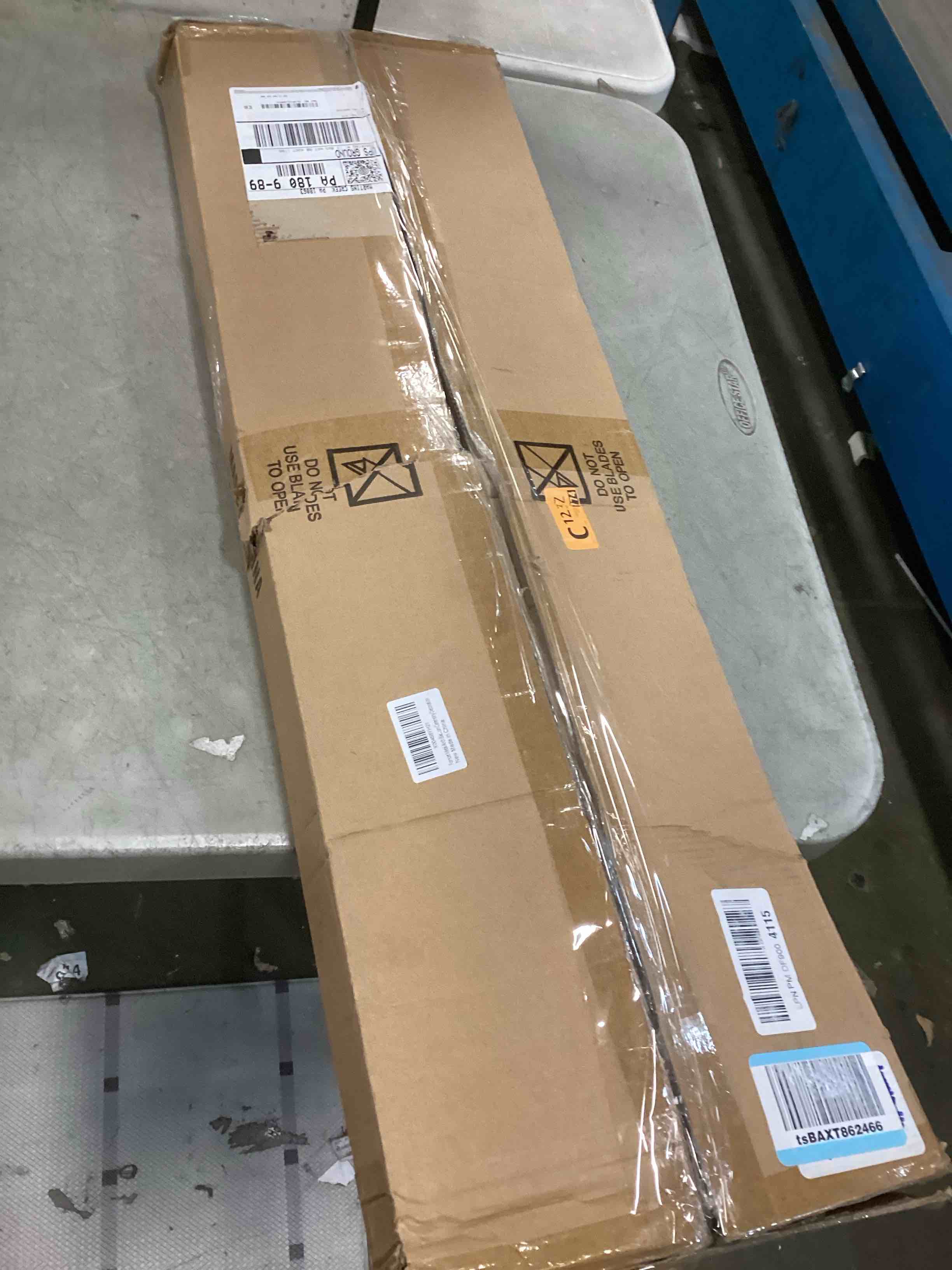 https://s3.amazonaws.com/lotting-images-prod/bidfta/GRA1568575_1734626060583.jpeg