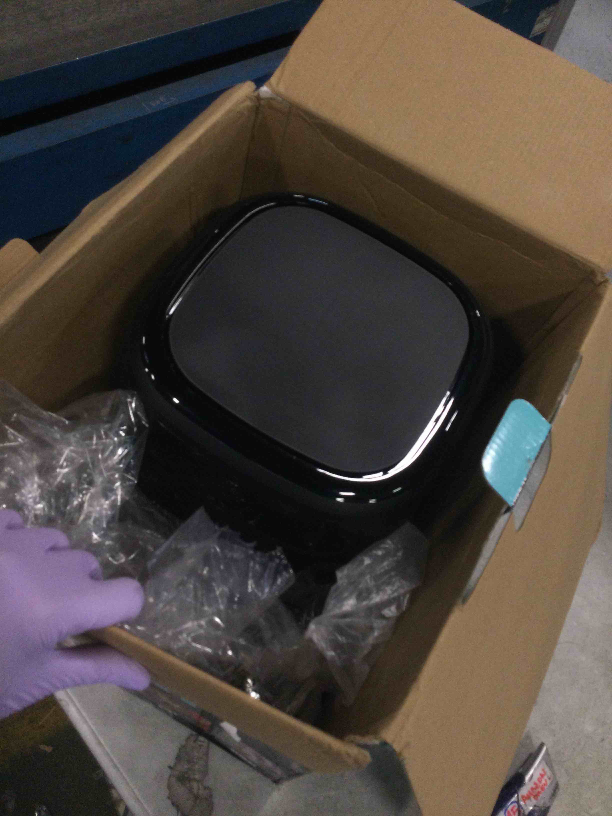 https://s3.amazonaws.com/lotting-images-prod/bidfta/GRA1569676_1735326550557.jpeg