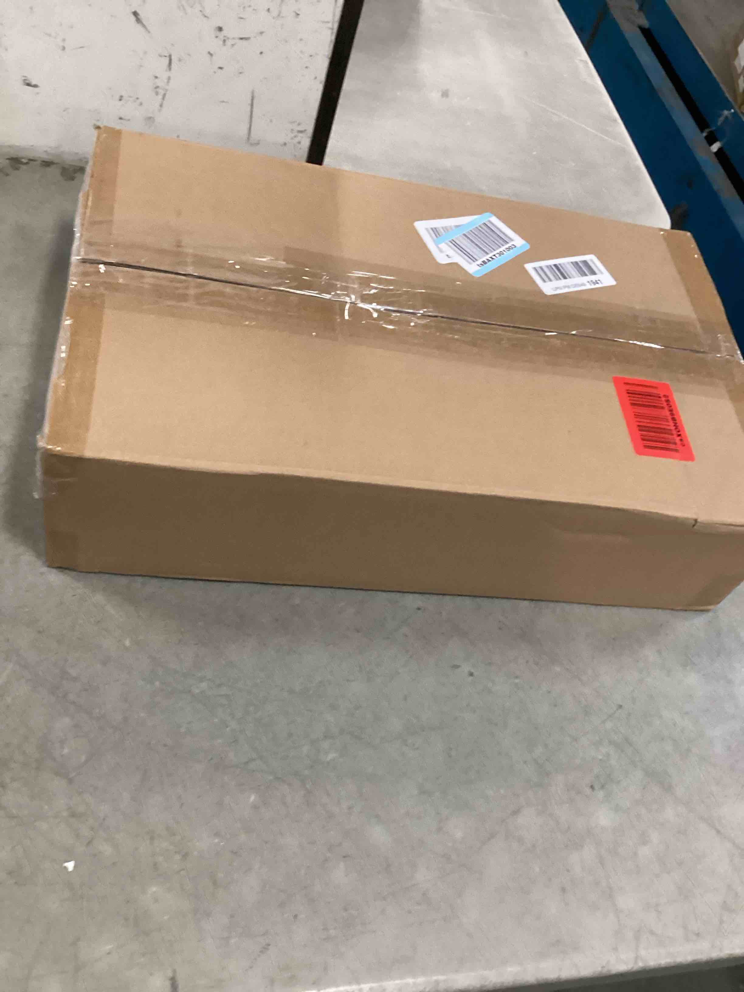 https://s3.amazonaws.com/lotting-images-prod/bidfta/GRA1571005_1734104320914.jpeg