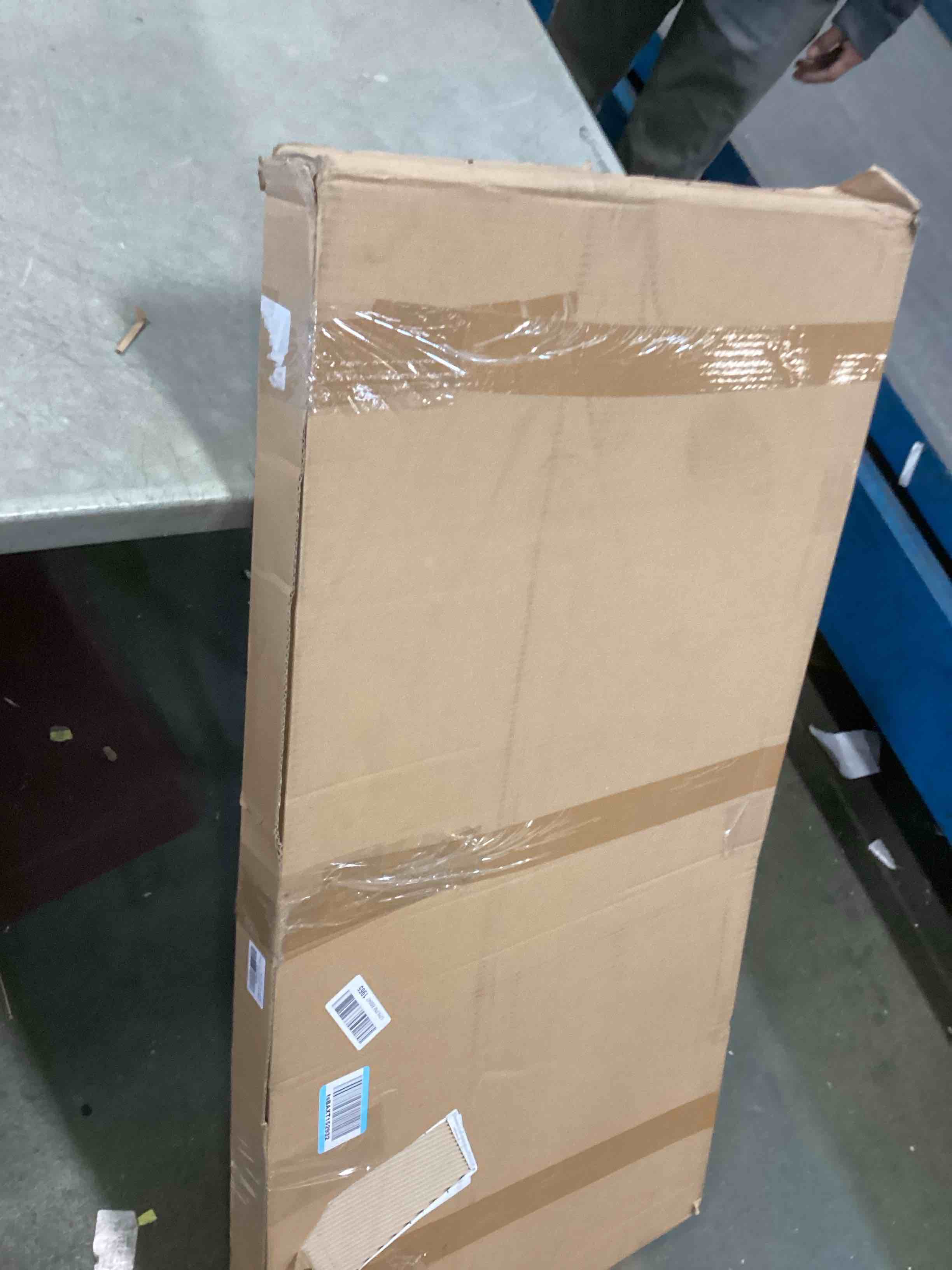 https://s3.amazonaws.com/lotting-images-prod/bidfta/GRA1571306_1734190280524.jpeg