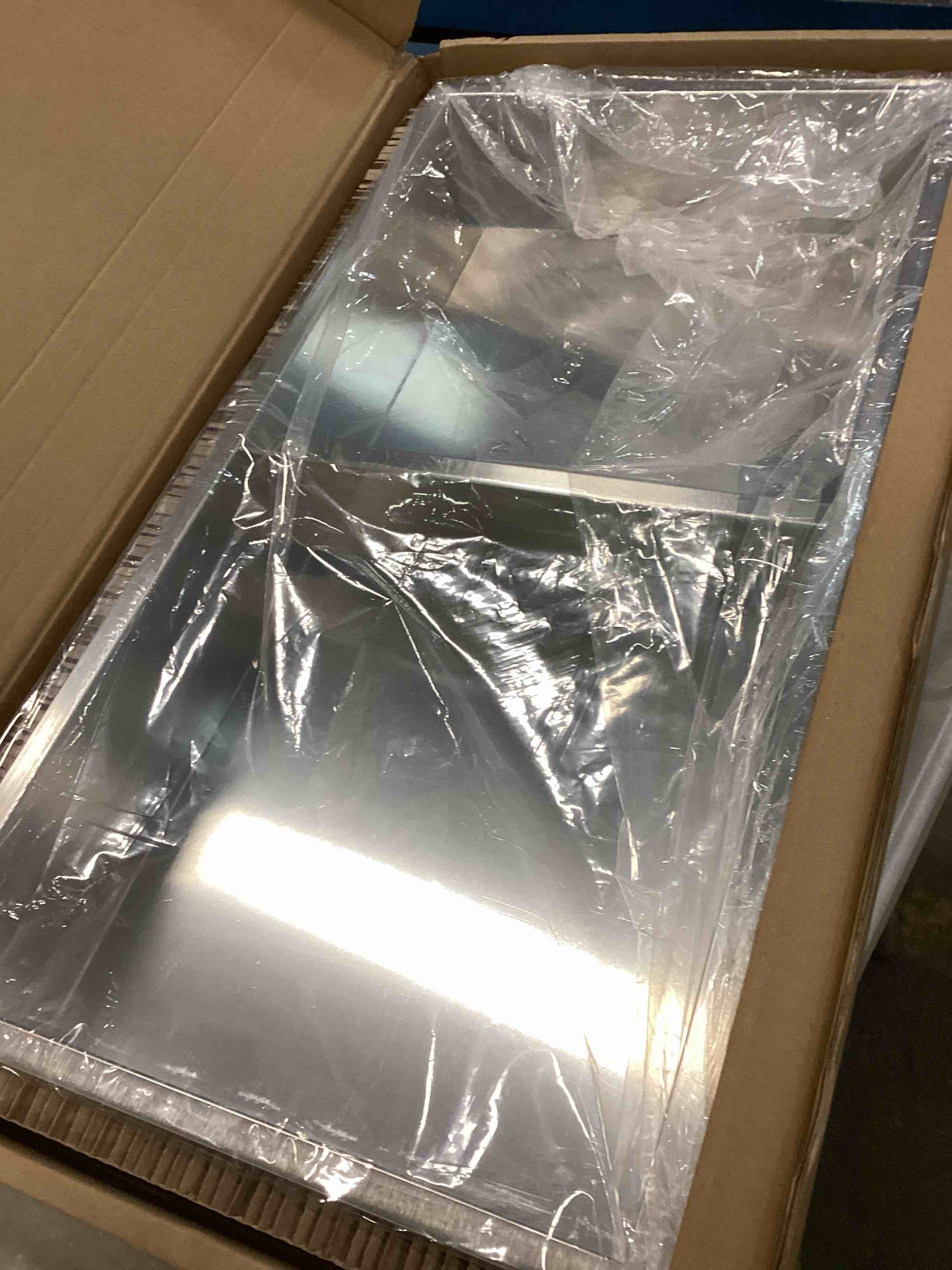 https://s3.amazonaws.com/lotting-images-prod/bidfta/GRA1571726_1734443084608.jpeg