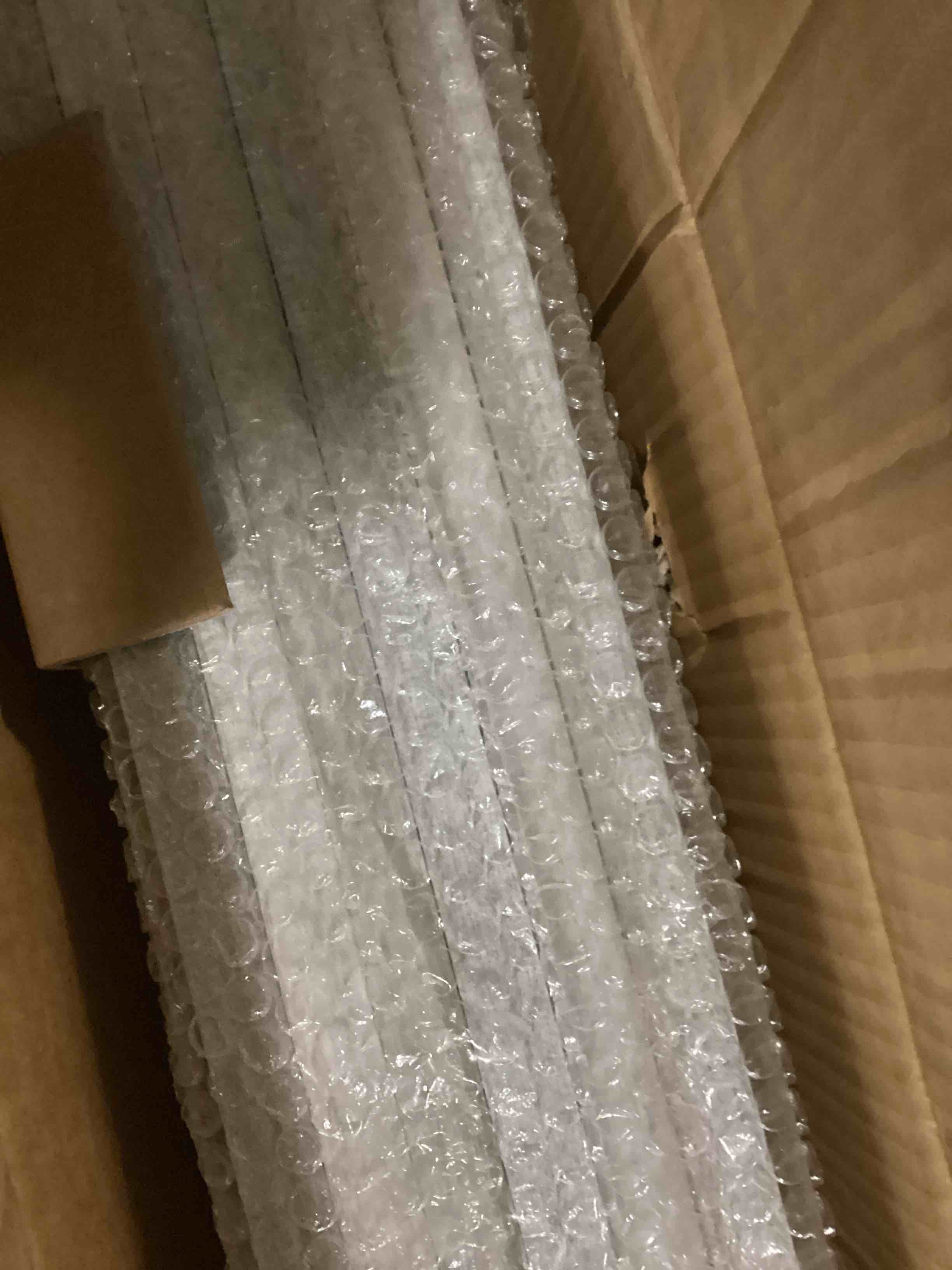 https://s3.amazonaws.com/lotting-images-prod/bidfta/GRA1572616_1734751477931.jpeg