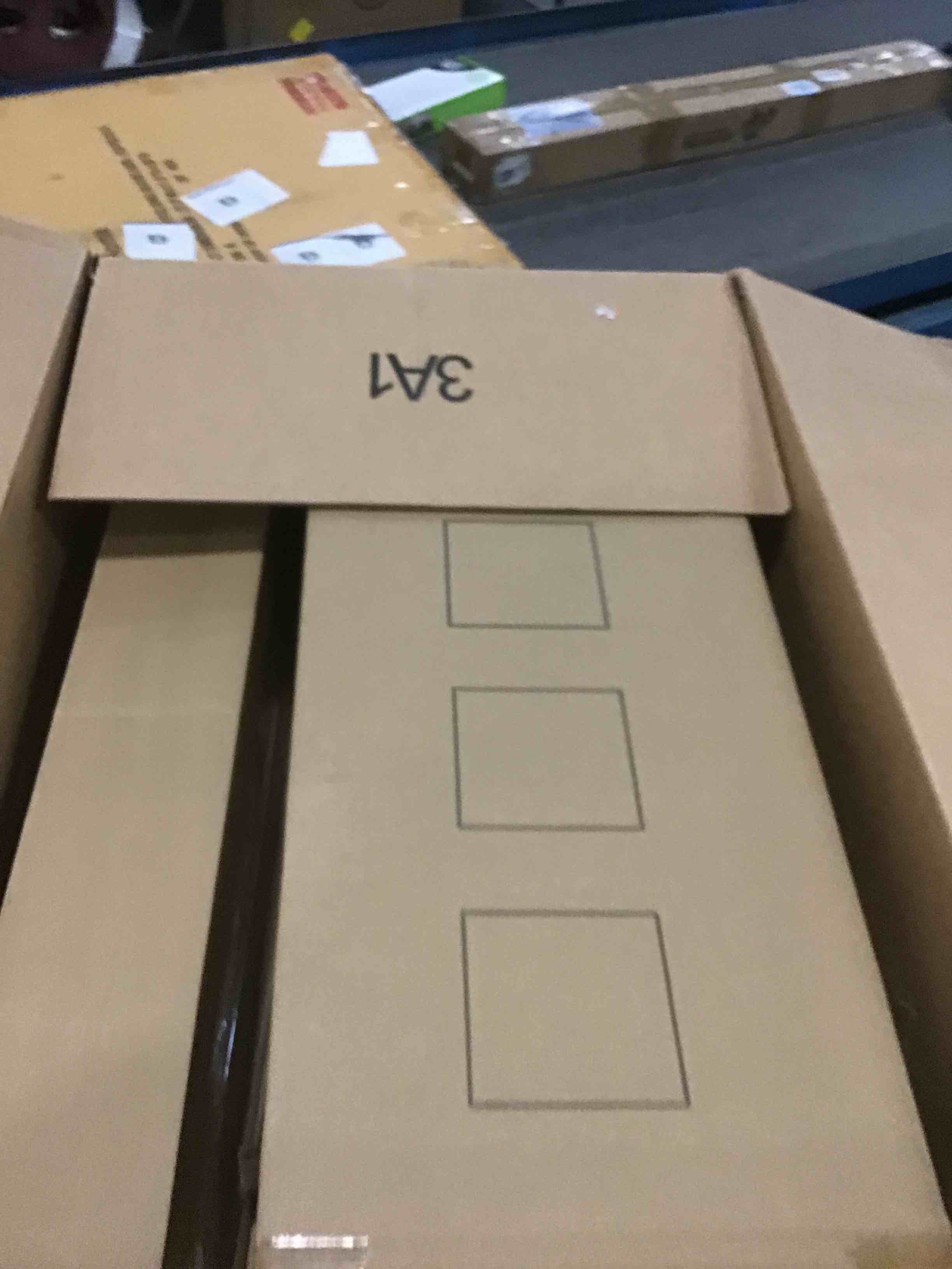 https://s3.amazonaws.com/lotting-images-prod/bidfta/GRA1572702_1734785066591.jpeg