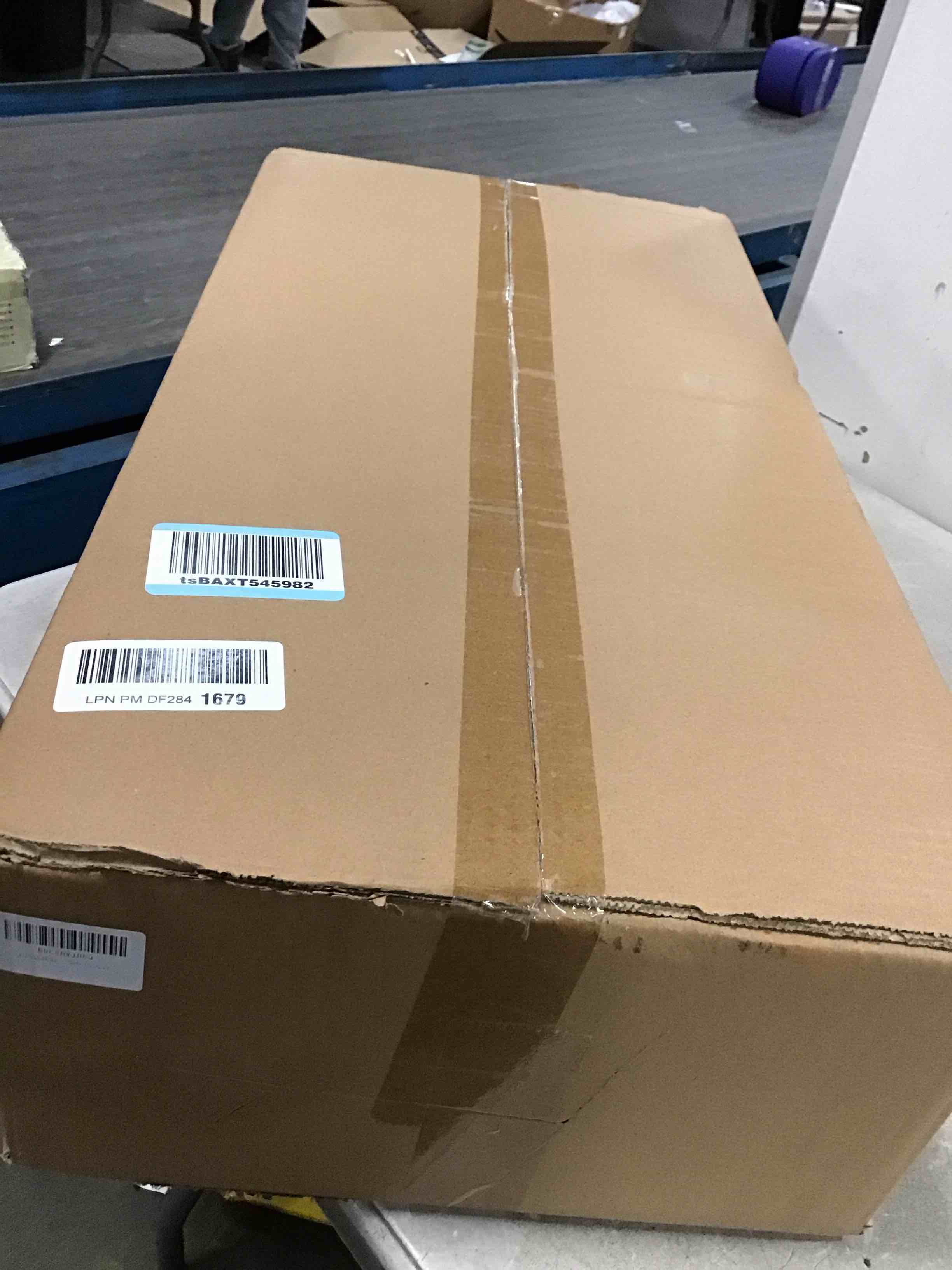 https://s3.amazonaws.com/lotting-images-prod/bidfta/GRA1572899_1735220939918.jpeg