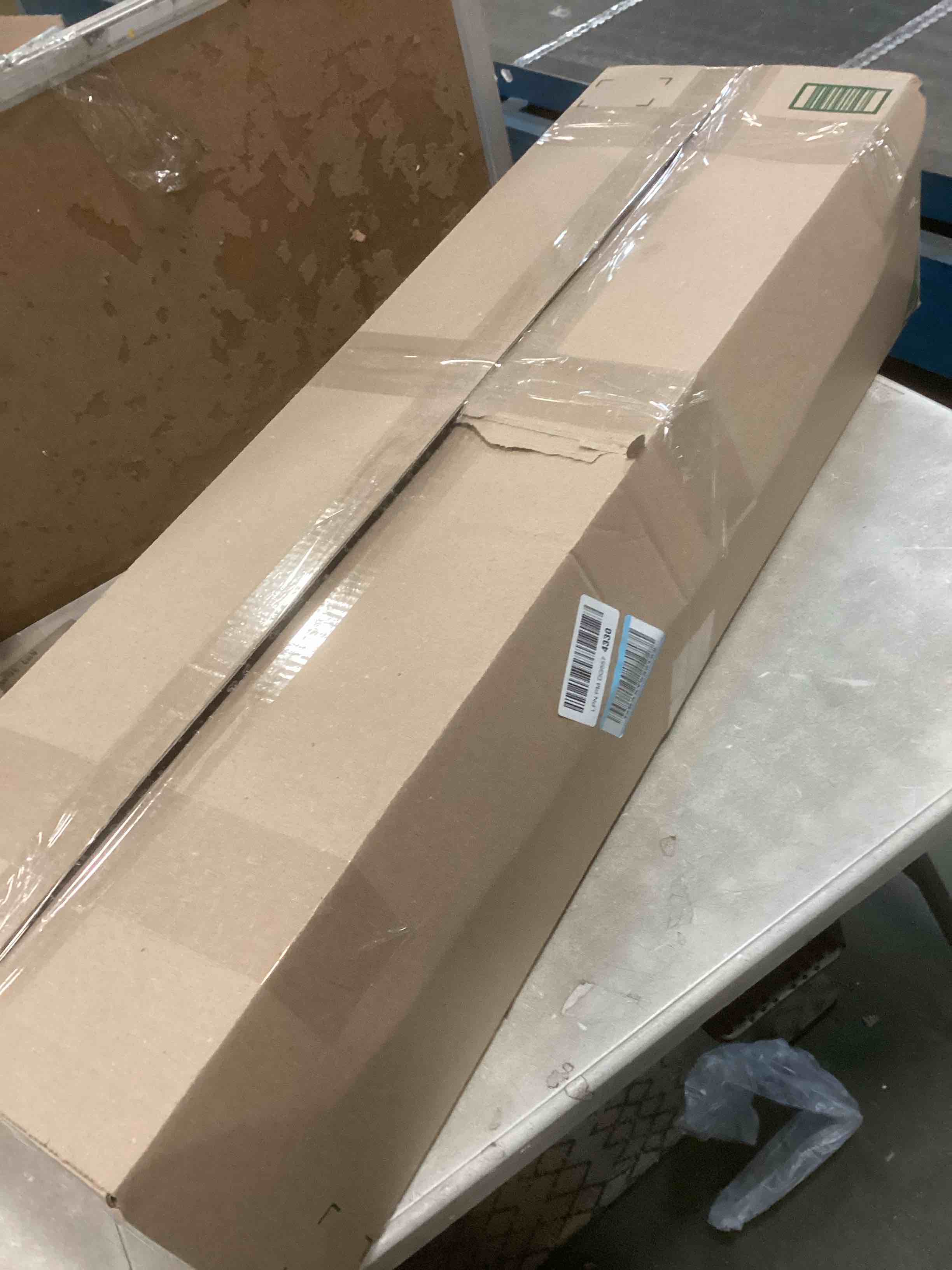 https://s3.amazonaws.com/lotting-images-prod/bidfta/GRA1574006_1734194293804.jpeg