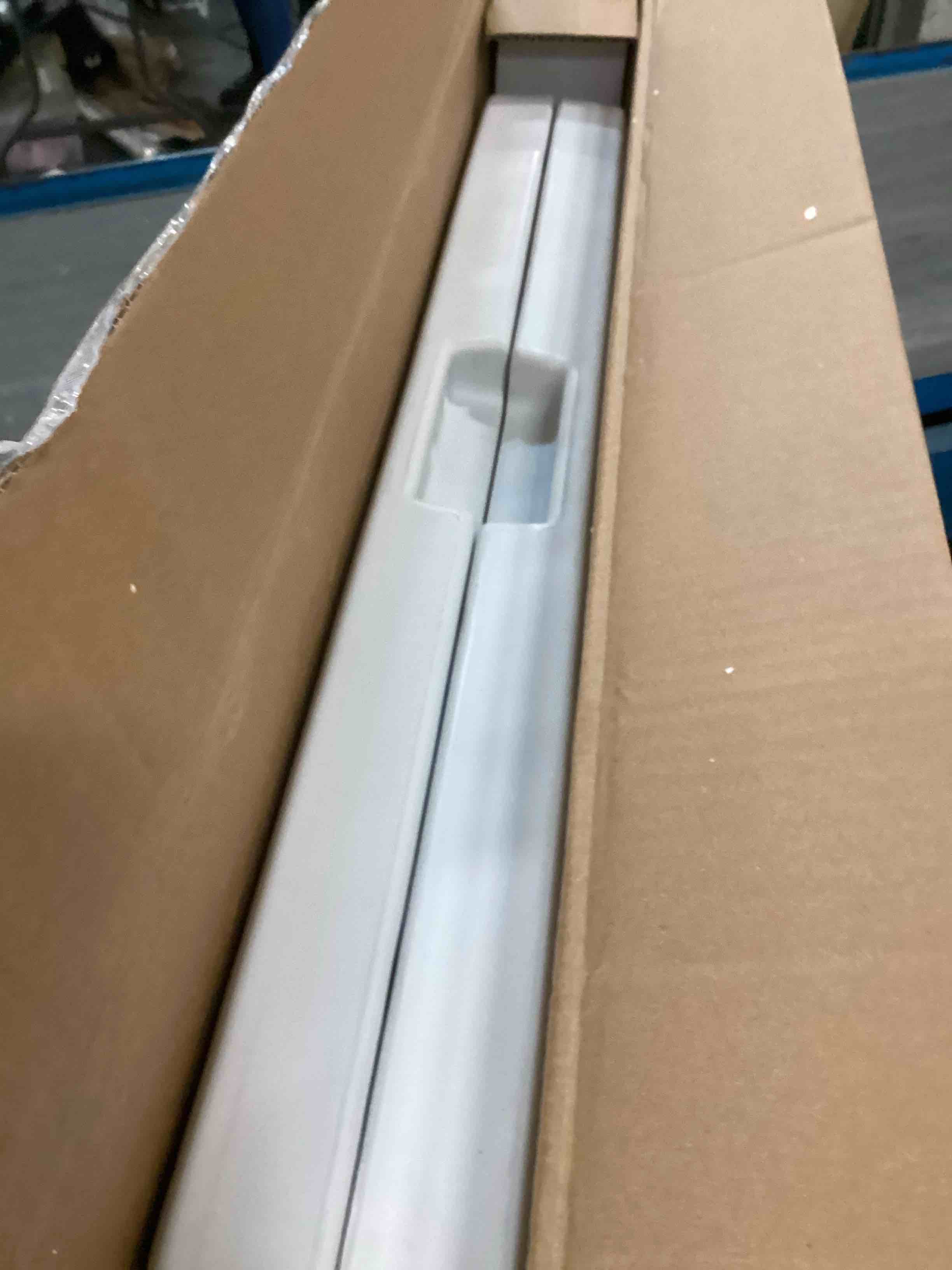 https://s3.amazonaws.com/lotting-images-prod/bidfta/GRA1574529_1734463474912.jpeg