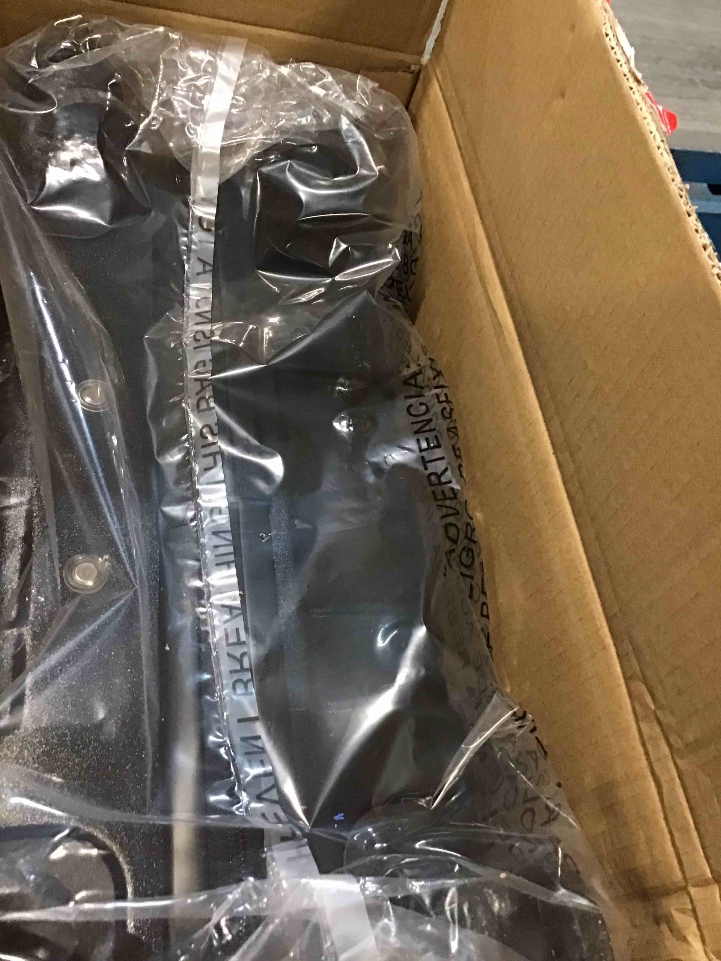 https://s3.amazonaws.com/lotting-images-prod/bidfta/GRA1574856_1734614835514.jpeg