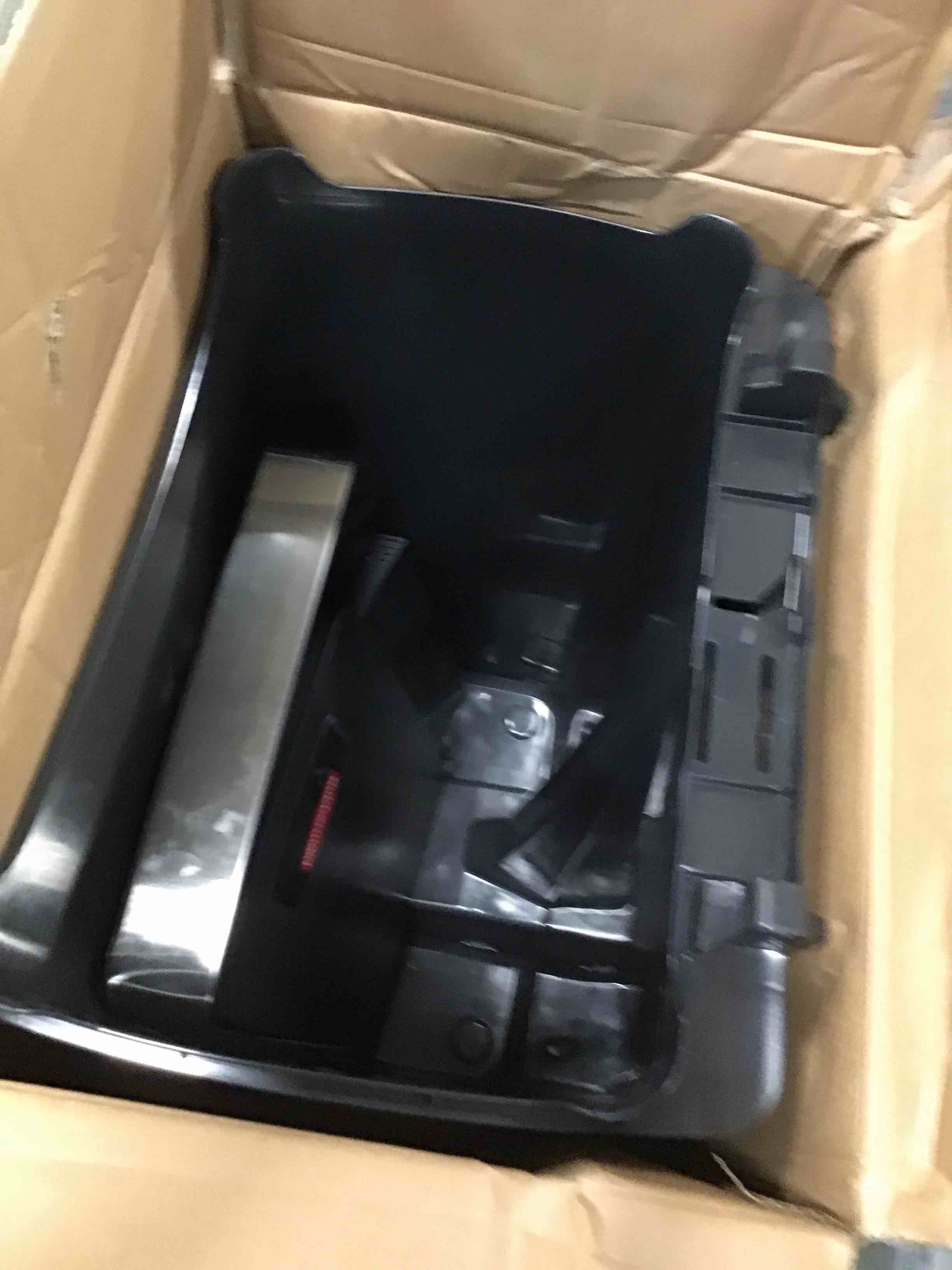 https://s3.amazonaws.com/lotting-images-prod/bidfta/GRA1575201_1734719089160.jpeg
