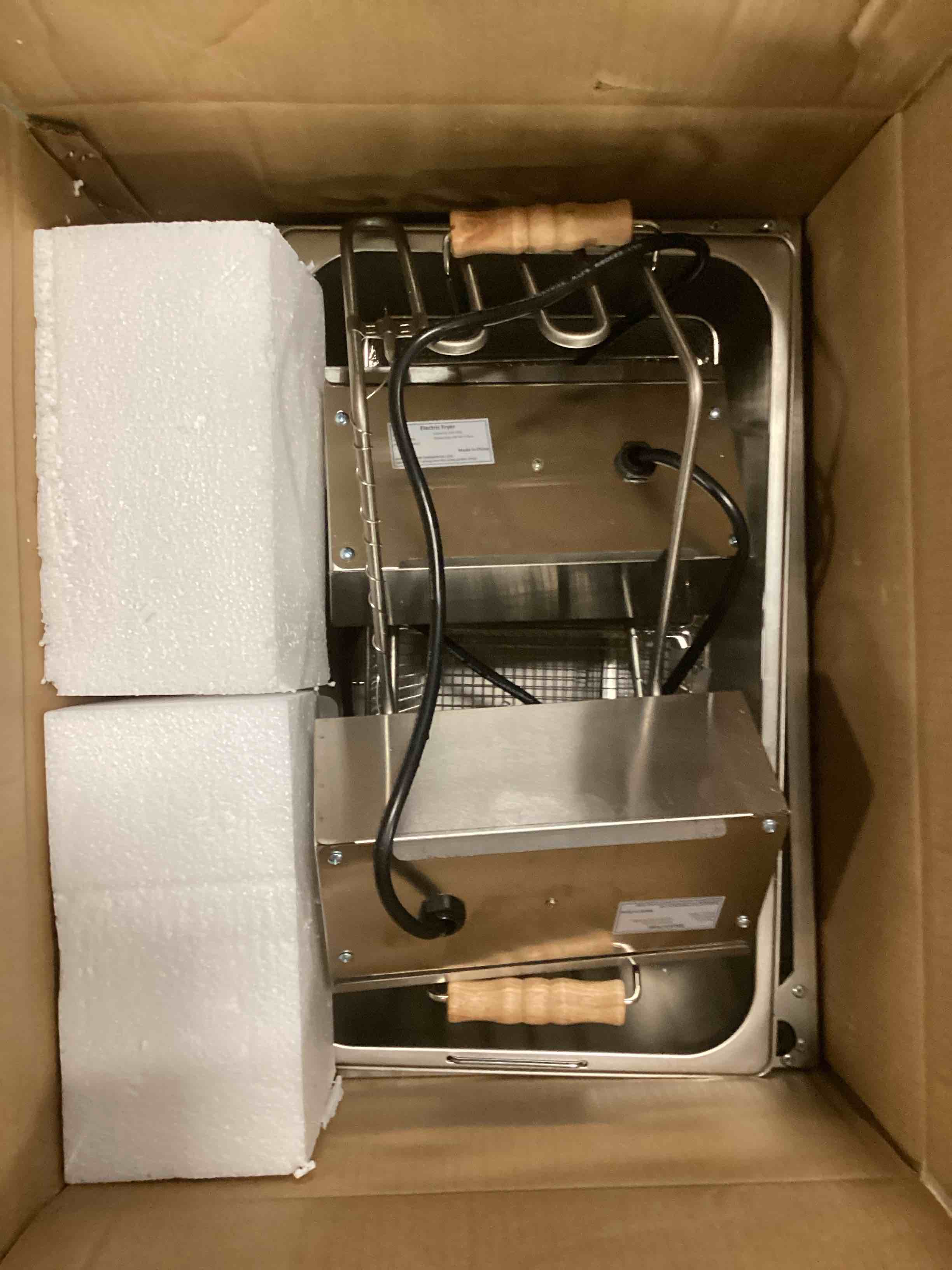 https://s3.amazonaws.com/lotting-images-prod/bidfta/GRA1575458_1734965224547.jpeg