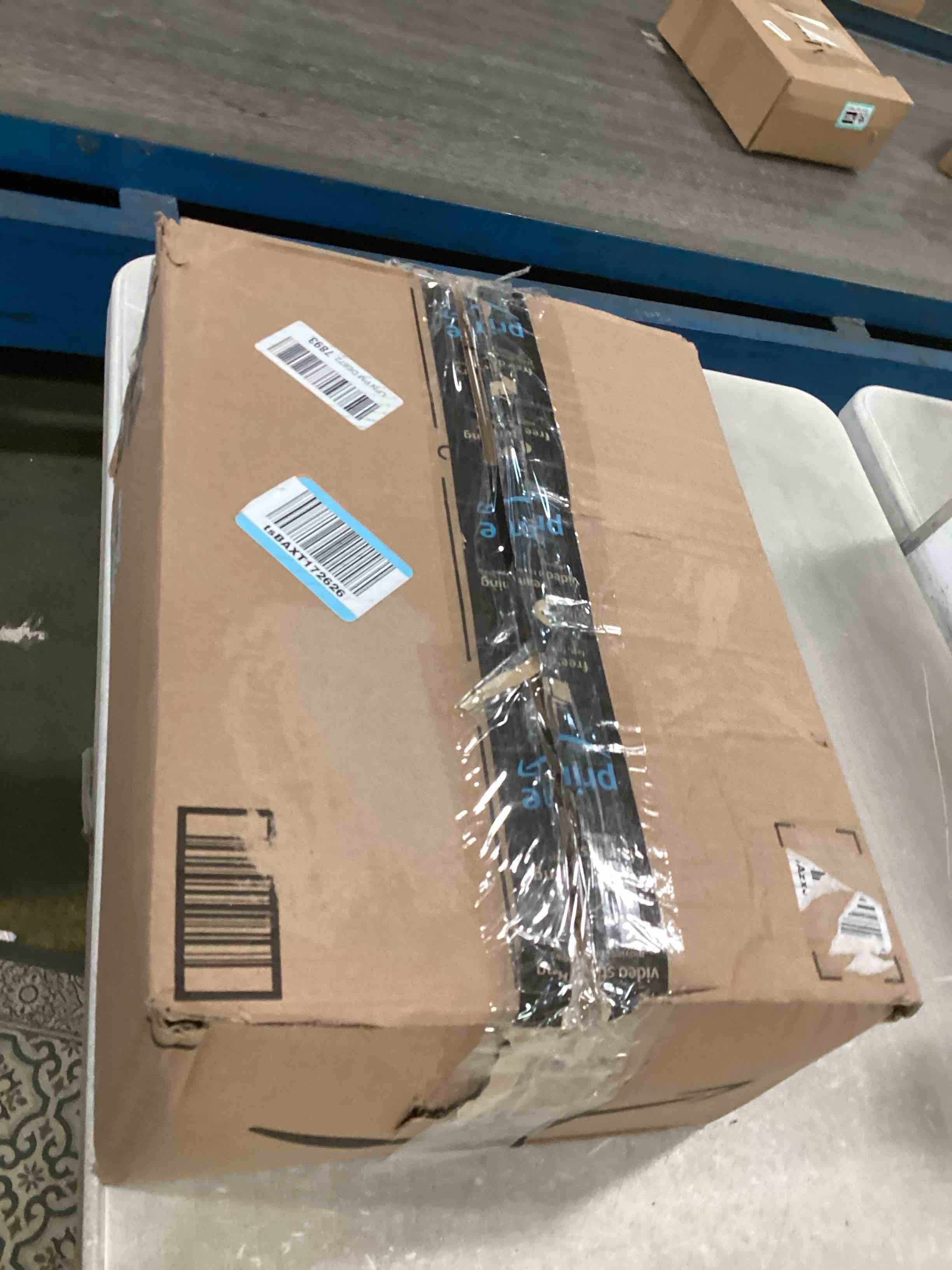 https://s3.amazonaws.com/lotting-images-prod/bidfta/GRA1575770_1735061265713.jpeg