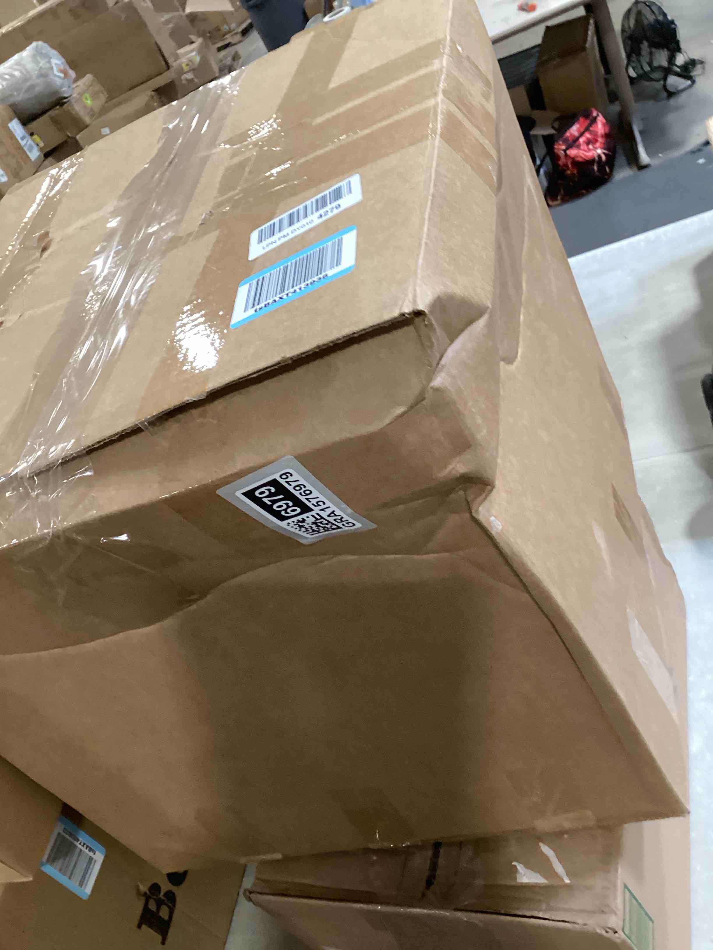 https://s3.amazonaws.com/lotting-images-prod/bidfta/GRA1576979_1749652875372.jpeg