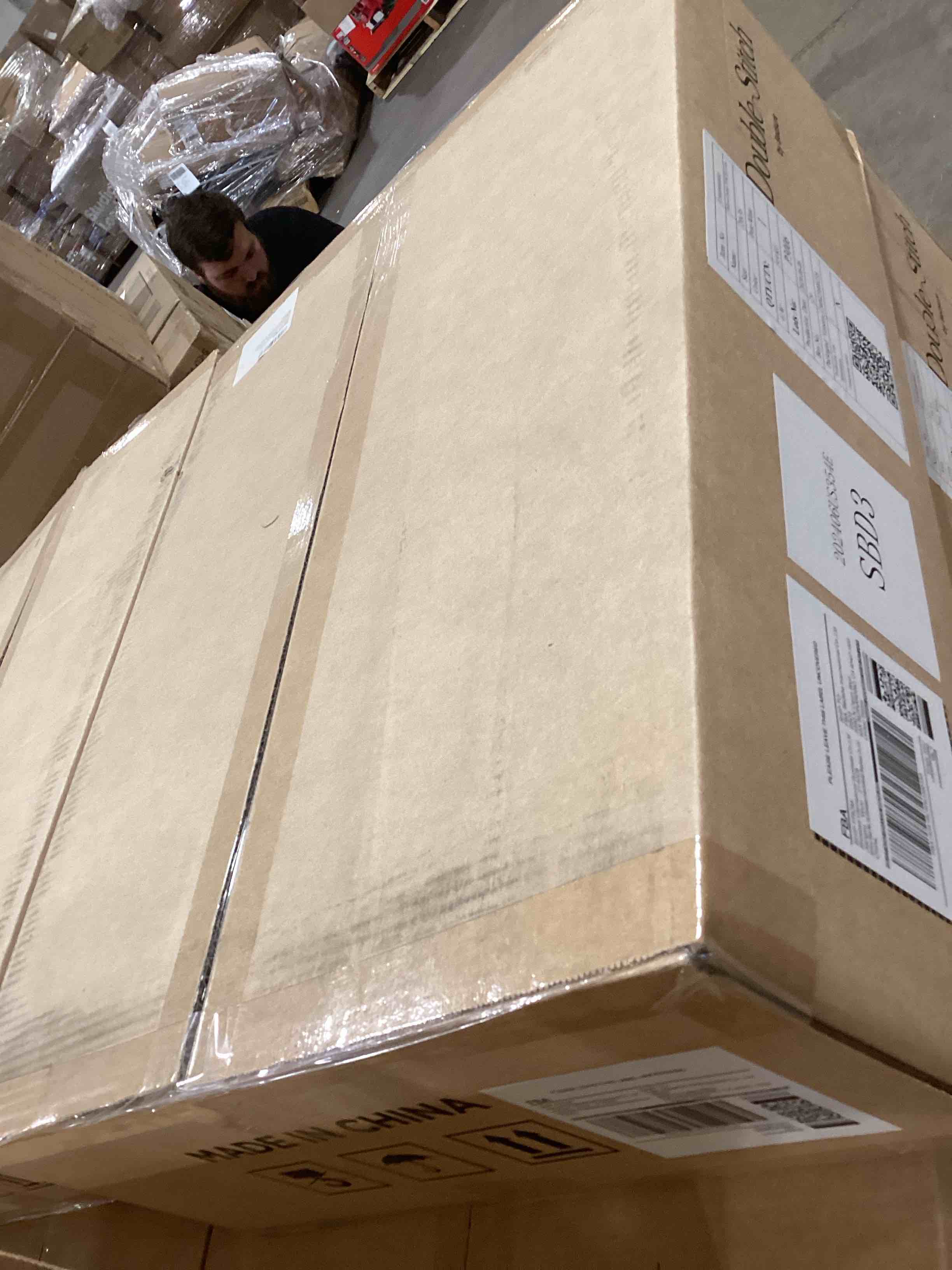 https://s3.amazonaws.com/lotting-images-prod/bidfta/GRA1578053_1750170924794.jpeg
