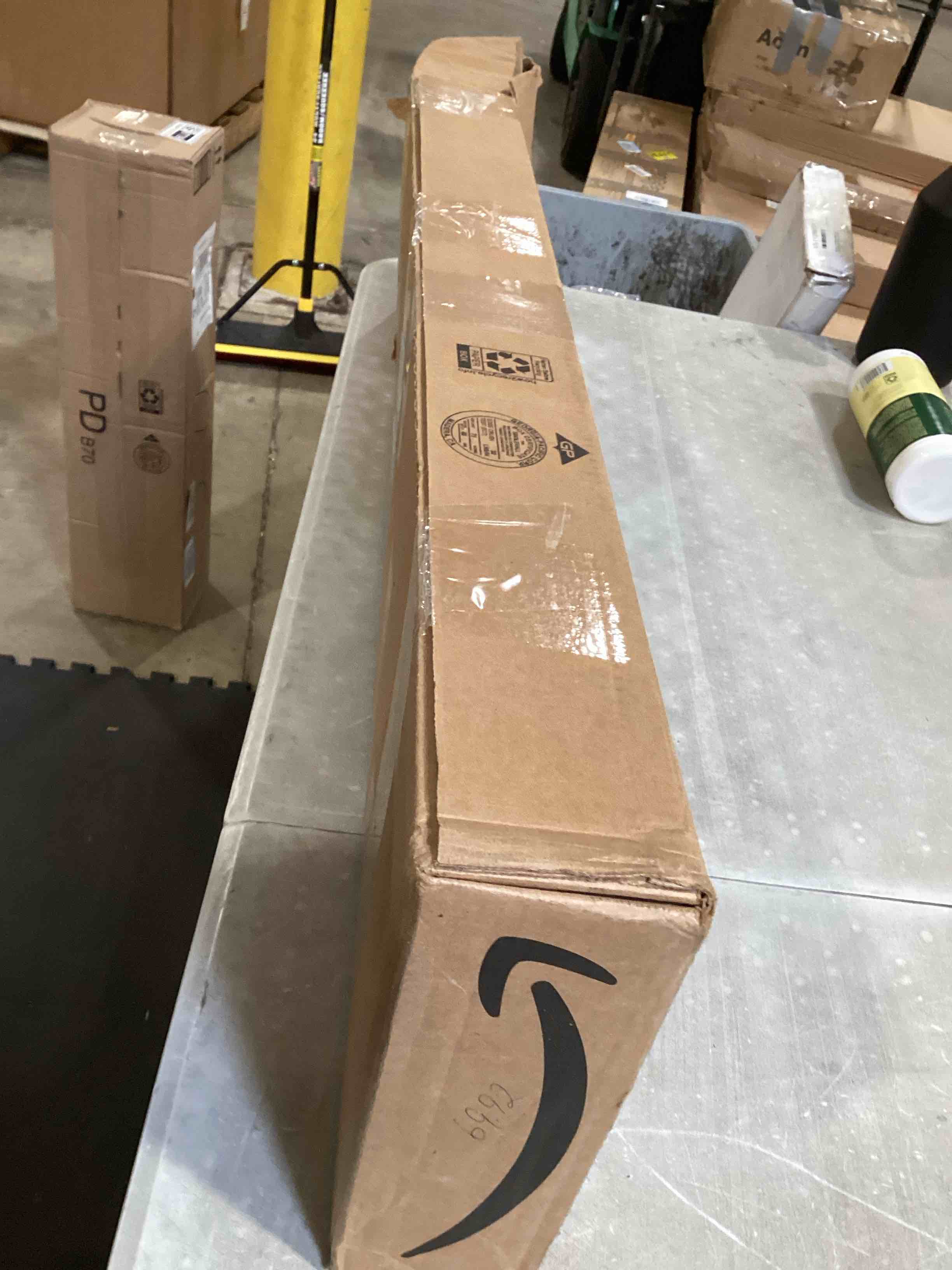 https://s3.amazonaws.com/lotting-images-prod/bidfta/GRA1578738_1750352285238.jpeg